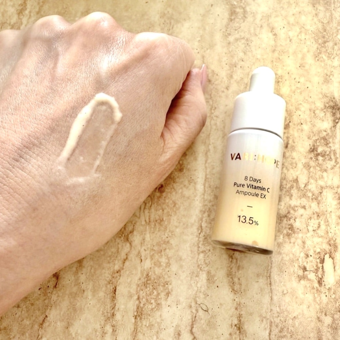 ８デイズピュアビタミンCアンプル/VARI:HOPE/美容液を使ったクチコミ（2枚目）