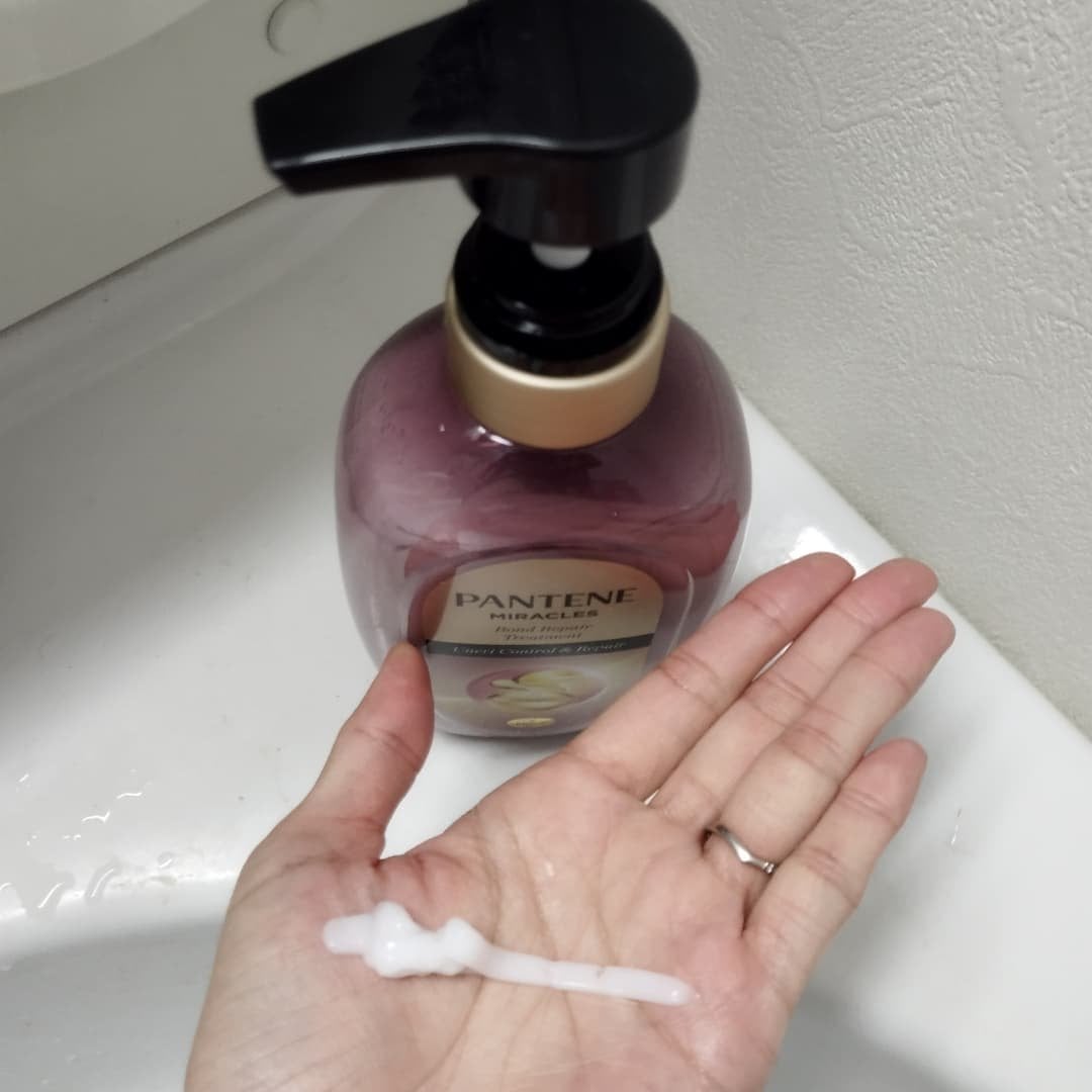 クローバー/フォロバ♡ on LIPS 「パンテーンミラクルズうねりコントロール&リペアシャンプーうねり..」(3枚目)