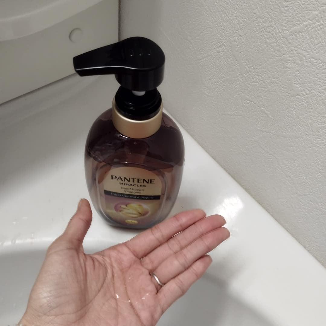 クローバー/フォロバ♡ on LIPS 「パンテーンミラクルズうねりコントロール&リペアシャンプーうねり..」(2枚目)