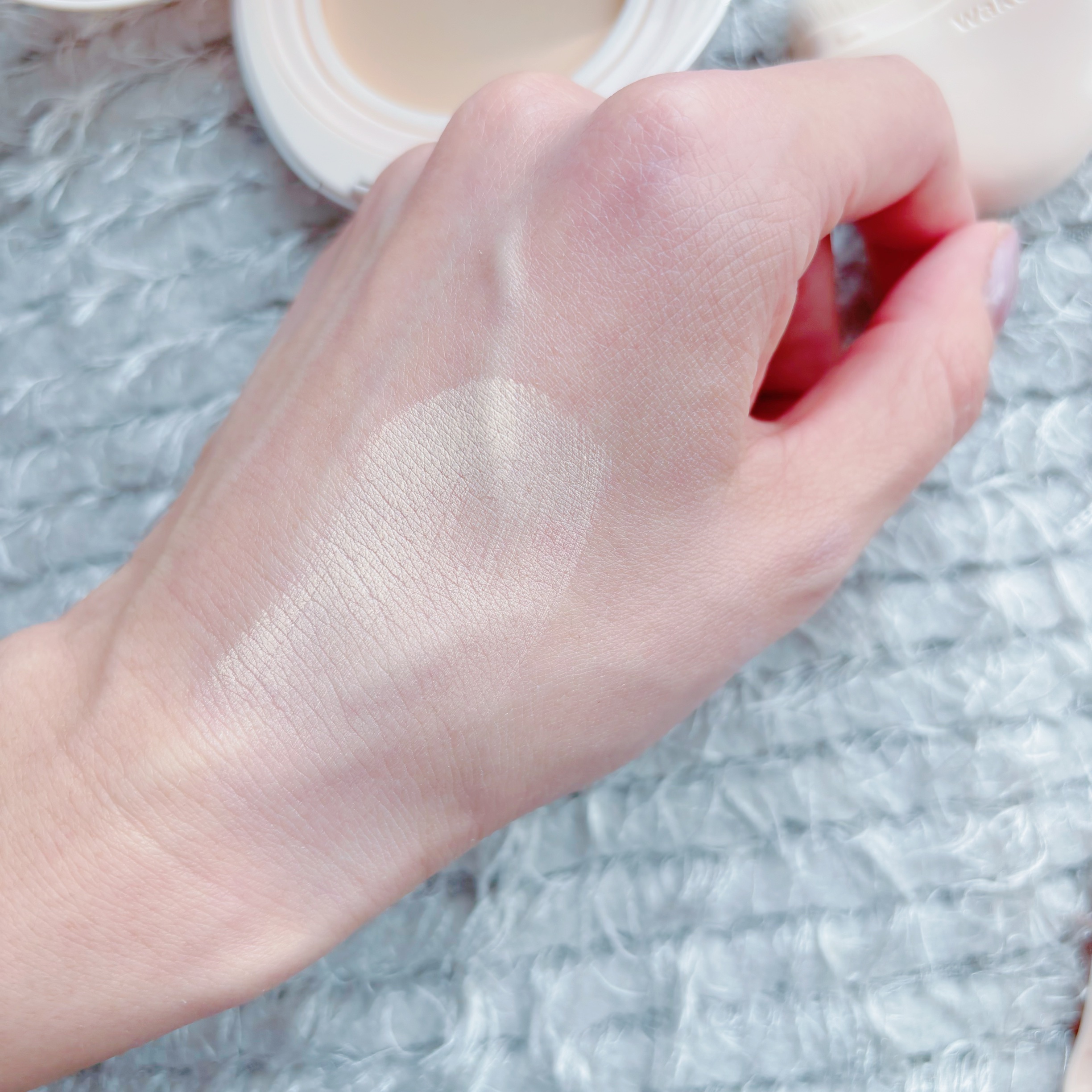 ウォータフルグロウティント/wakemake/リップティントを使ったクチコミ（2枚目）