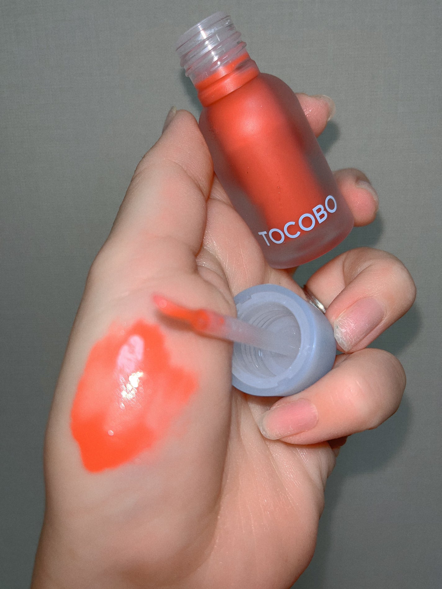 ジューシーベリープランピングリップオイル/TOCOBO/リップグロスを使ったクチコミ(4枚目)