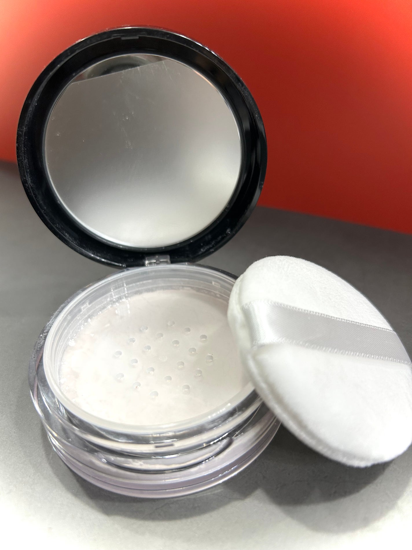 薬用アンスエットフィンパウダー/アンジエンド/ルースパウダーを使ったクチコミ(3枚目)