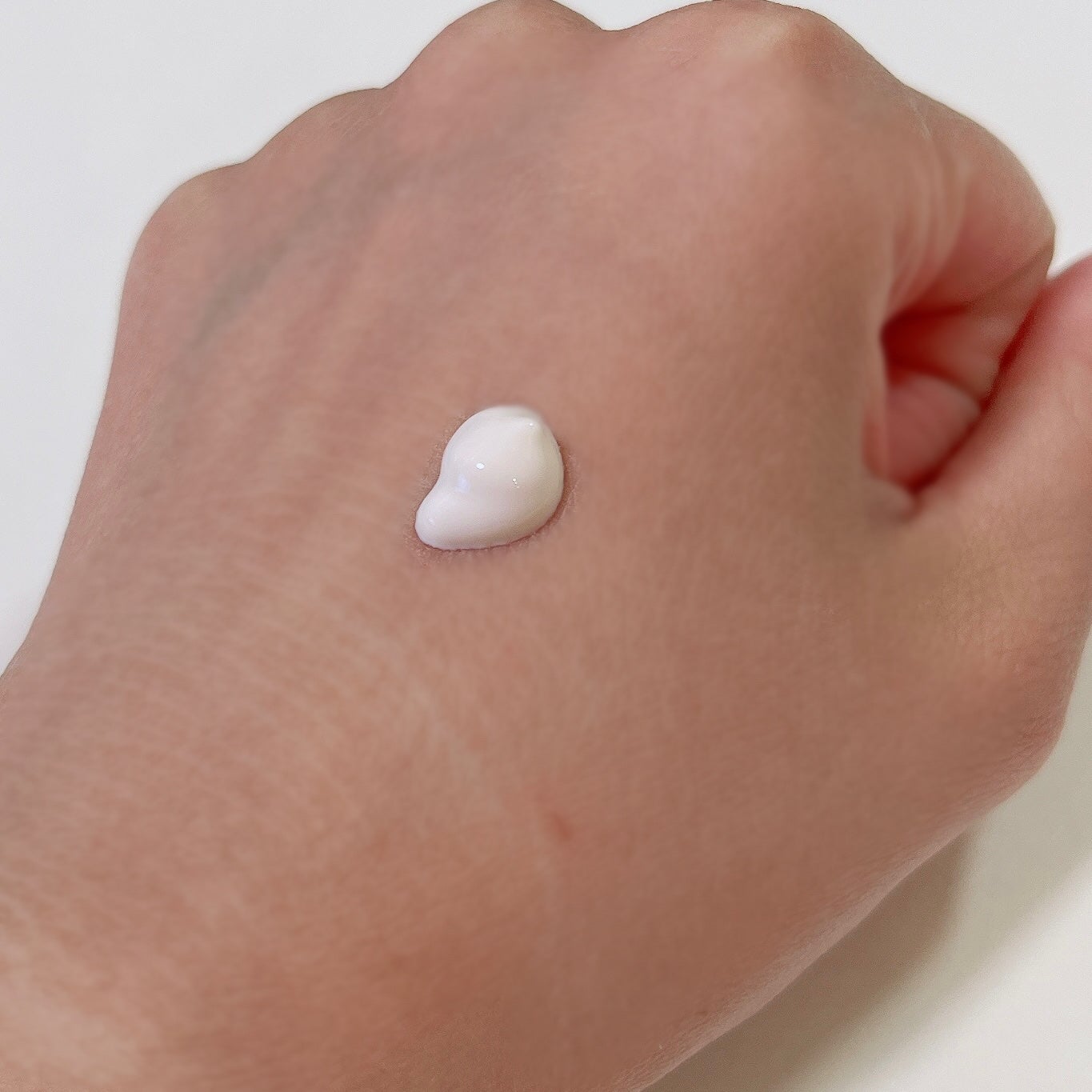 ブライテスト マルチプロテクションデイエマルジョンa /FATUITE/乳液を使ったクチコミ(3枚目)