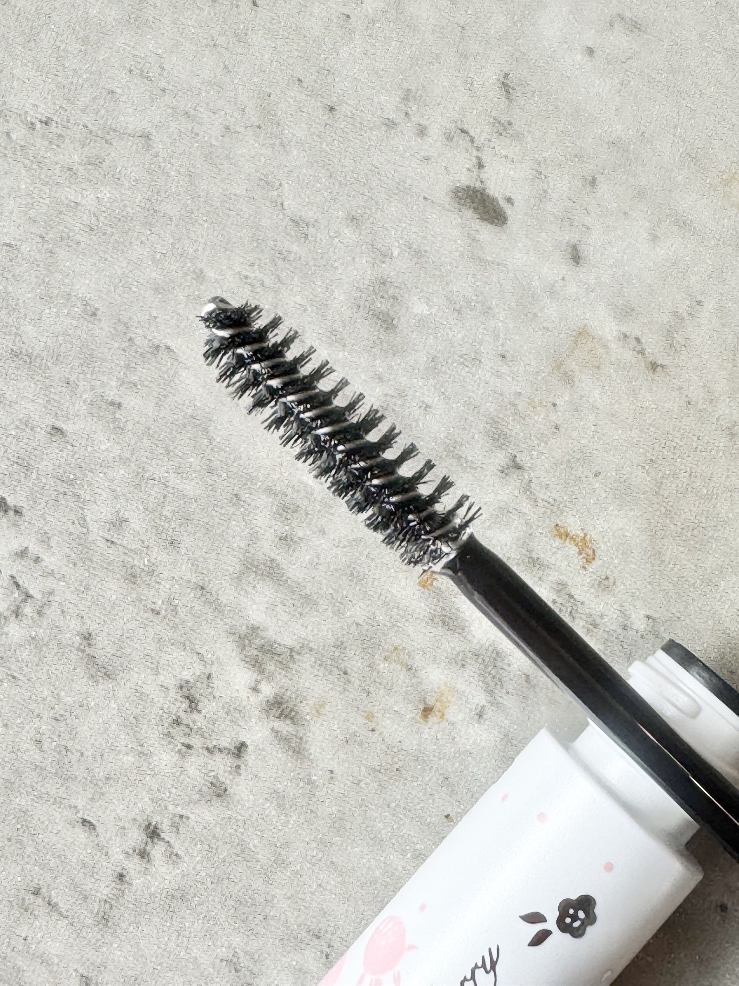 ジルスチュアート ラシャスベリー ポイントヘアスティック/JILL STUART/ヘアジェルを使ったクチコミ（3枚目）