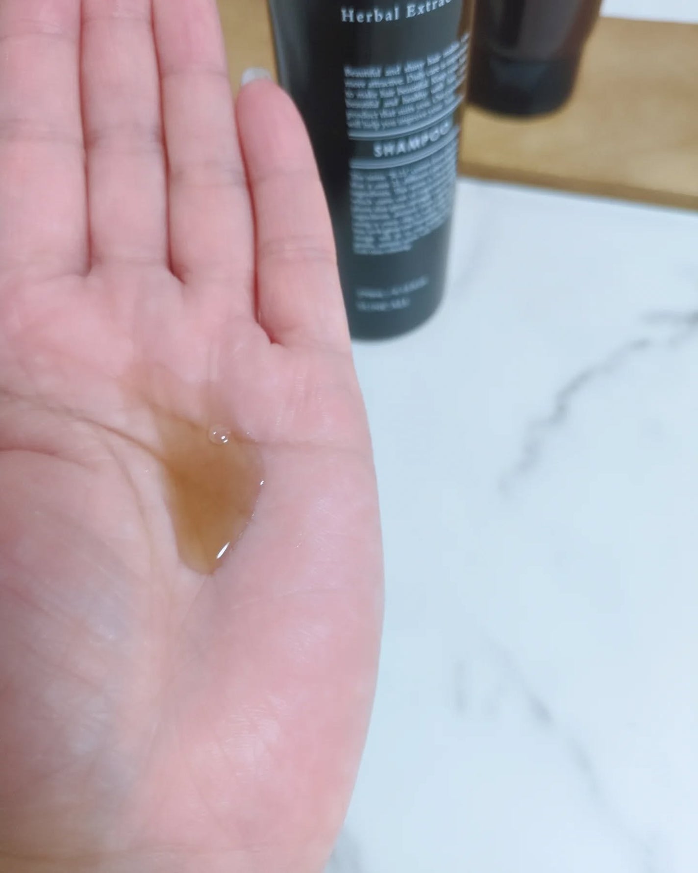 みぃ on LIPS 「ふんわりと立ち上がる、ハリ・コシ感のある髪に仕上げる美容室専売..」(4枚目)