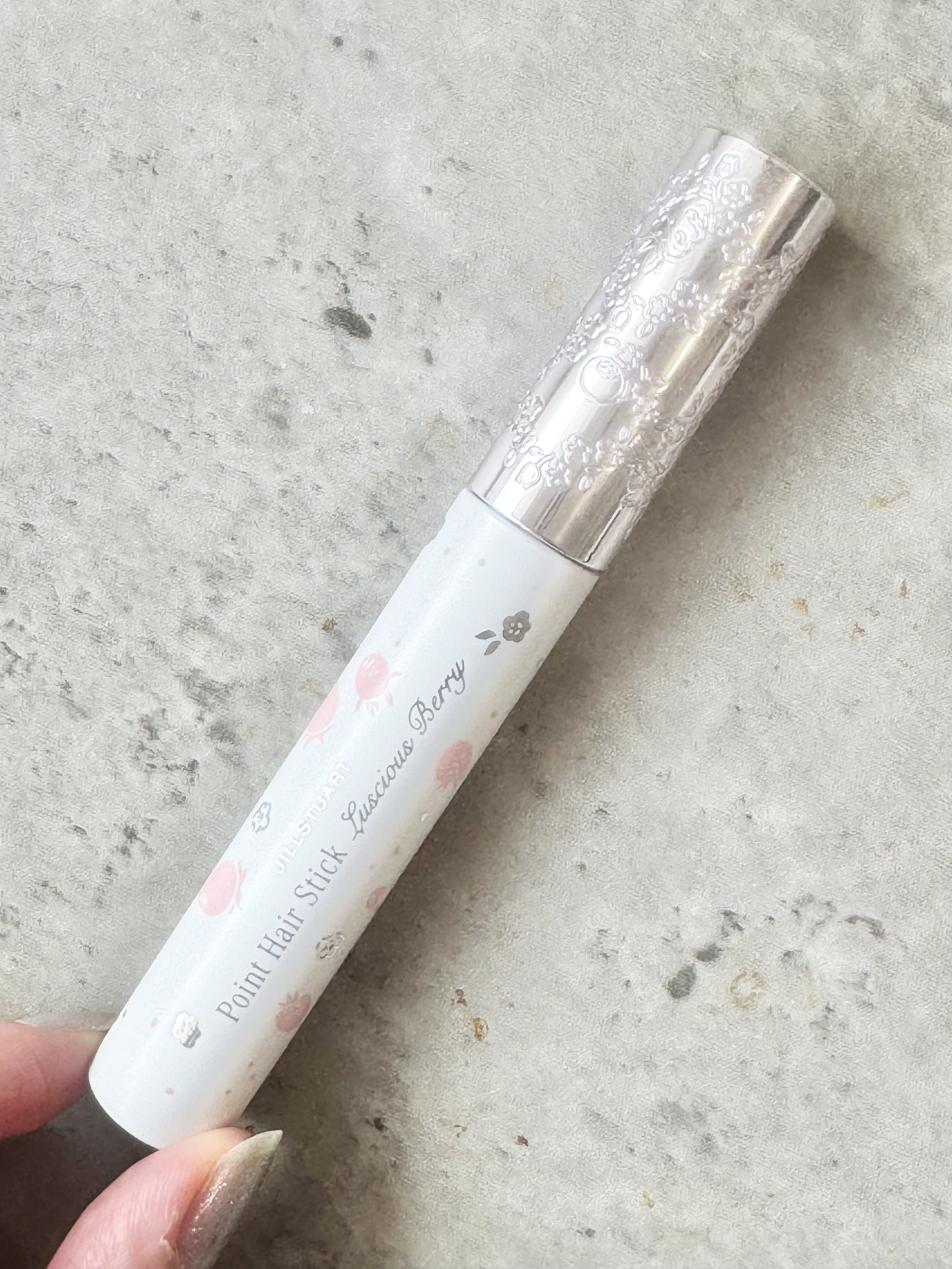 ジルスチュアート ラシャスベリー ポイントヘアスティック/JILL STUART/ヘアジェルを使ったクチコミ（2枚目）