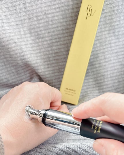 リマージカルシウム振動アイクリーム/REVENIP/フェイスクリームを使ったクチコミ(4枚目)