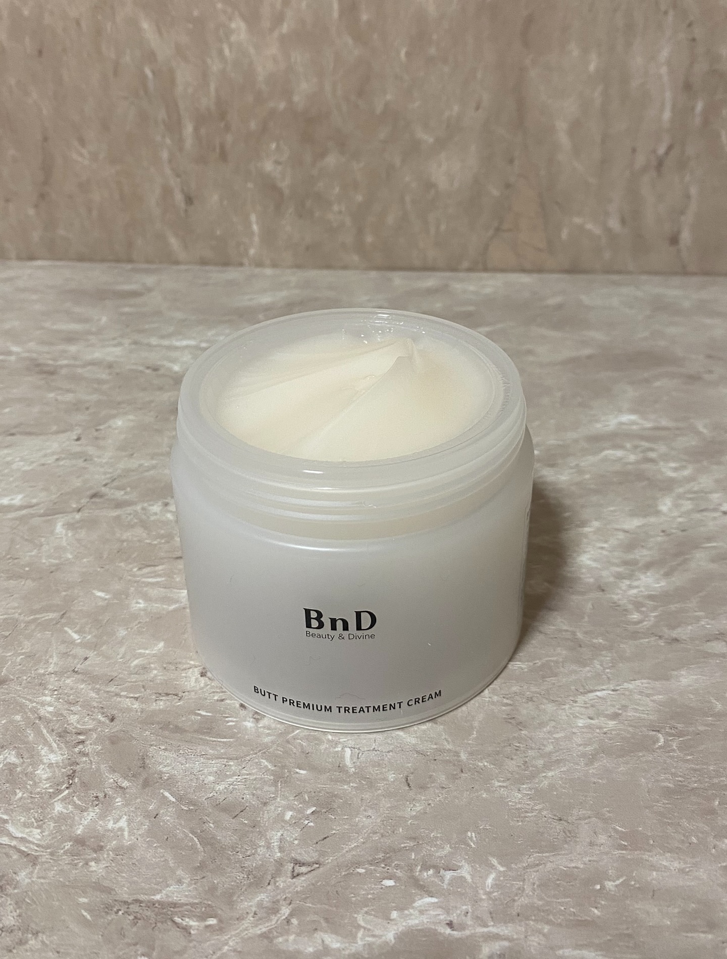 BnDヒップクリーム/BnD/バスト・ヒップケアを使ったクチコミ（2枚目）