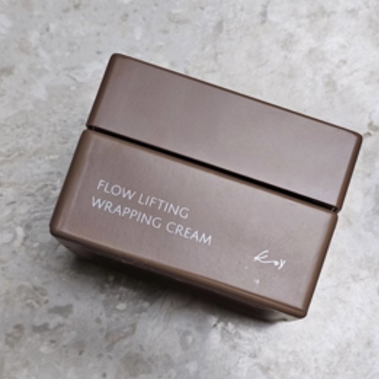 フローリフティングラッピングクリーム/koy/フェイスクリームを使ったクチコミ（1枚目）