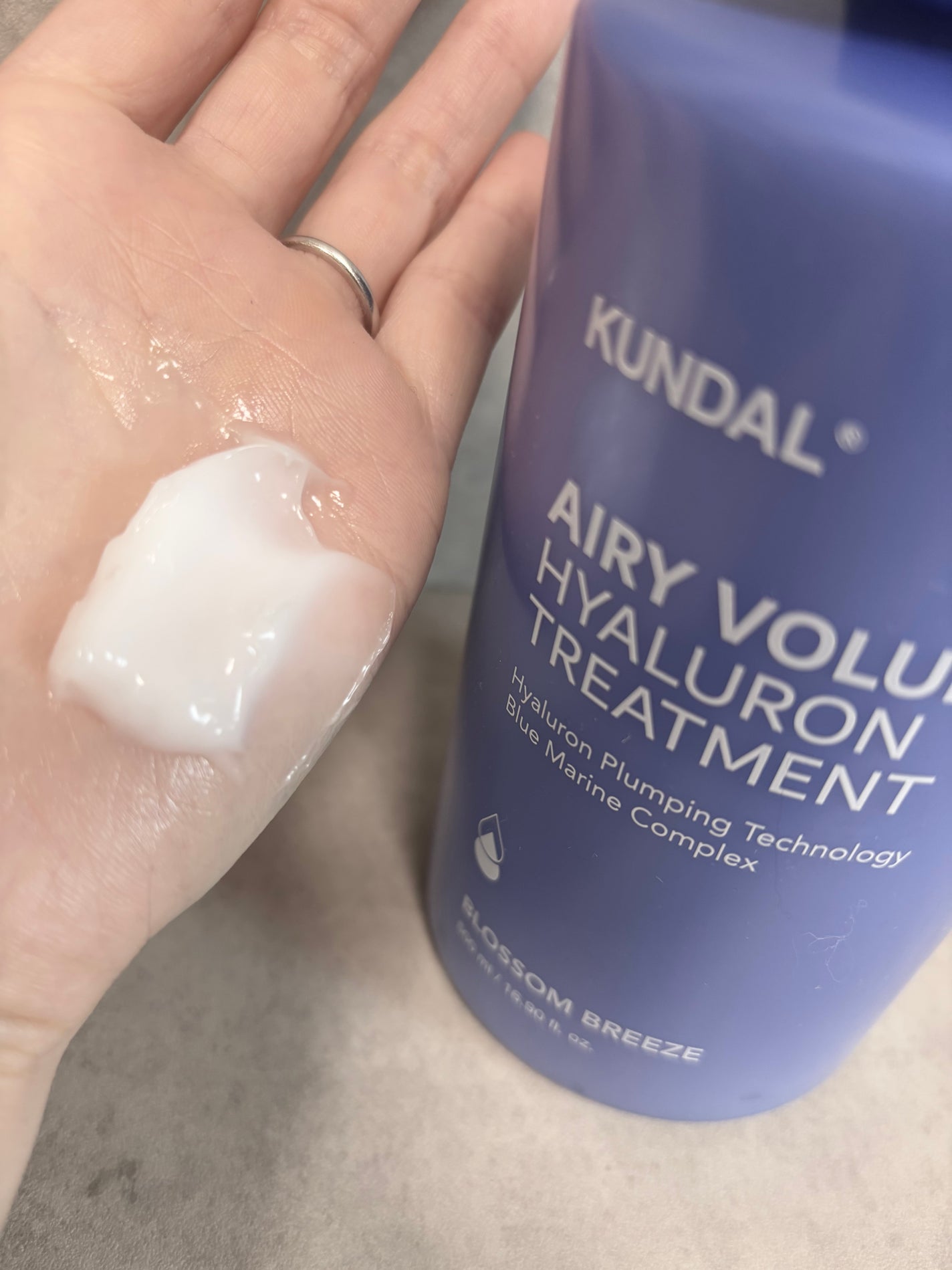 ヒアルロンエアリーボリューム シャンプー&トリートメントセット/KUNDAL/市販シャンプーを使ったクチコミ(4枚目)