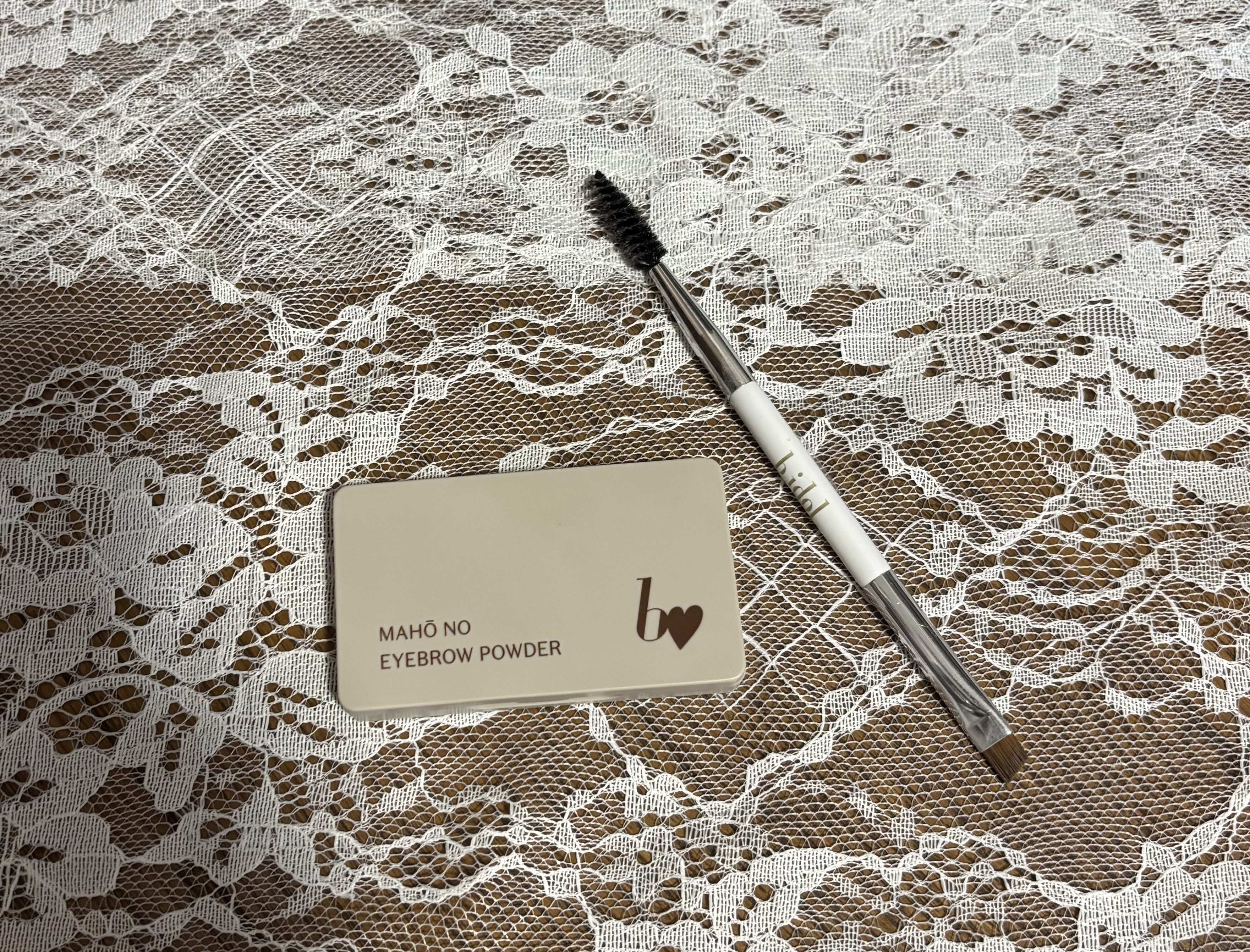 魔法のアイブロウパウダー/b idol/パウダーアイブロウを使ったクチコミ（2枚目）