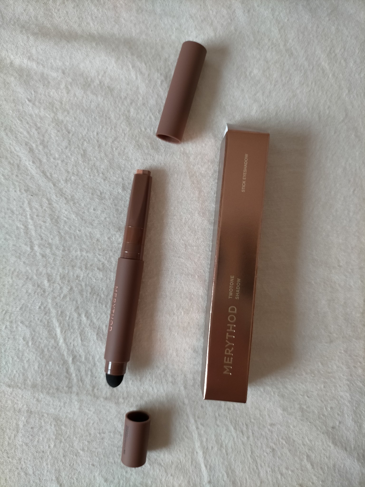 ツートーンシャドウ/MERYTHOD/スティックアイシャドウを使ったクチコミ（2枚目）