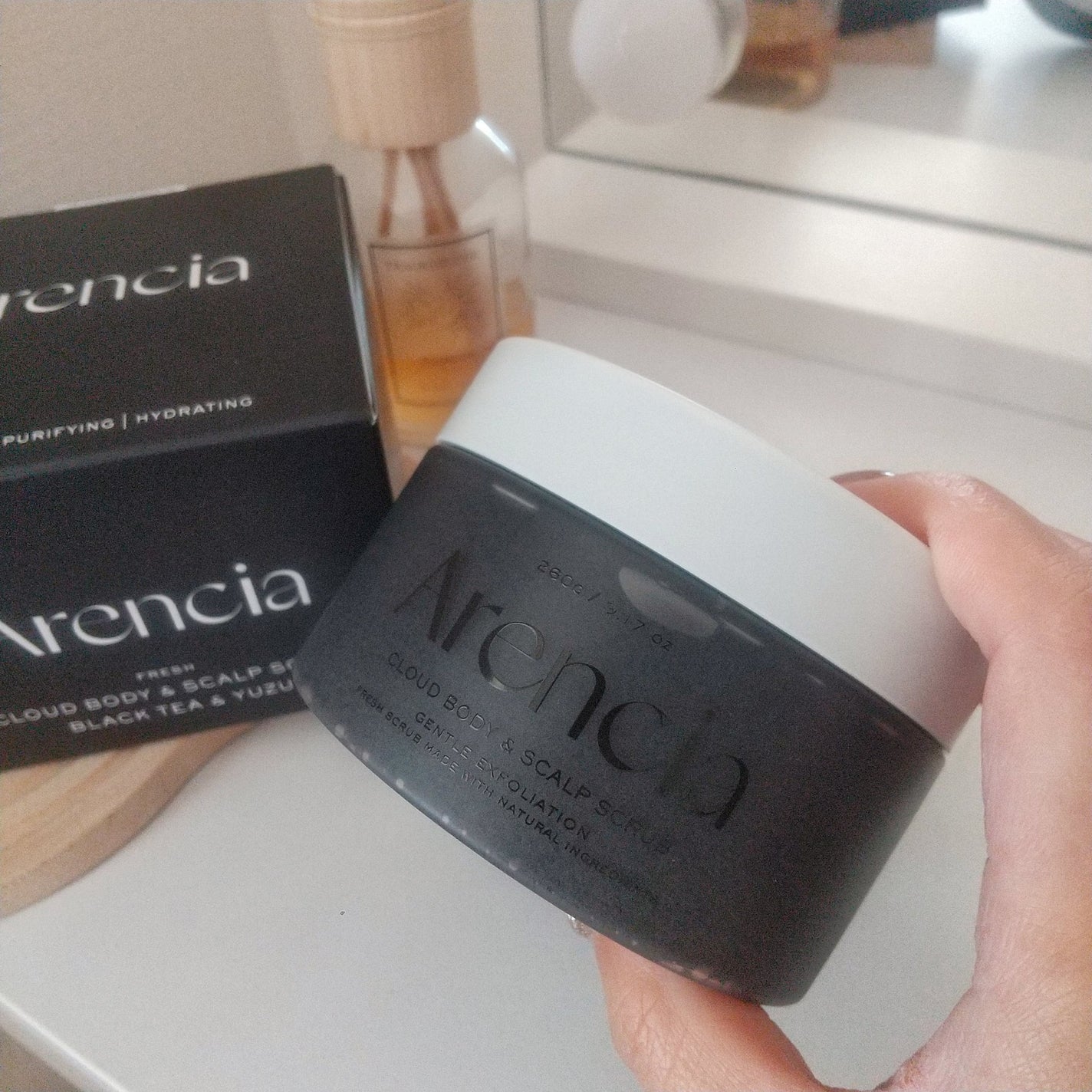 フレッシュクラウドスクラブ ブラックティー&ユズ/アレンシア/スクラブ・ゴマージュを使ったクチコミ(6枚目)