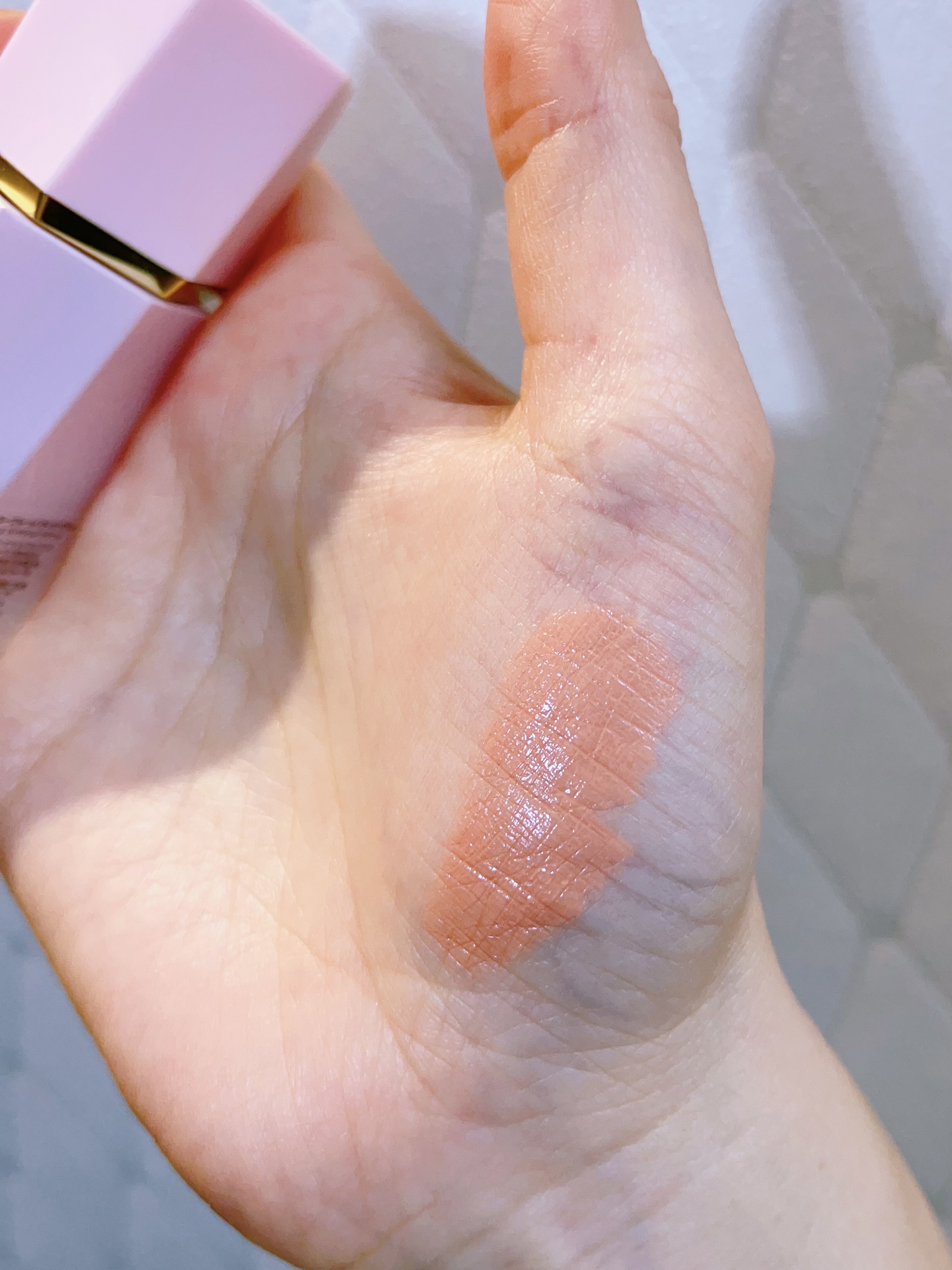 シーグラム カラーブルーム リキッドブラッシュ/SHEGLAM/リキッドチークを使ったクチコミ（3枚目）