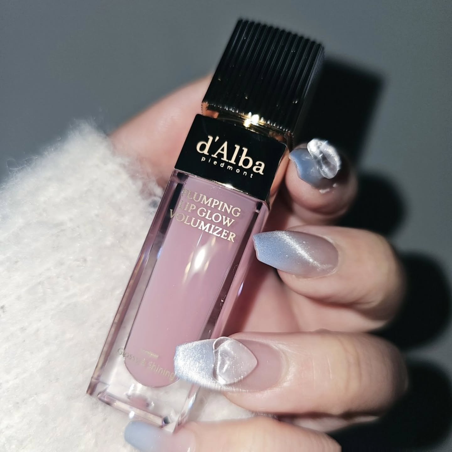 プランピングリップグロウムードボリューマイザー/ダルバ/リップグロスを使ったクチコミ（1枚目）