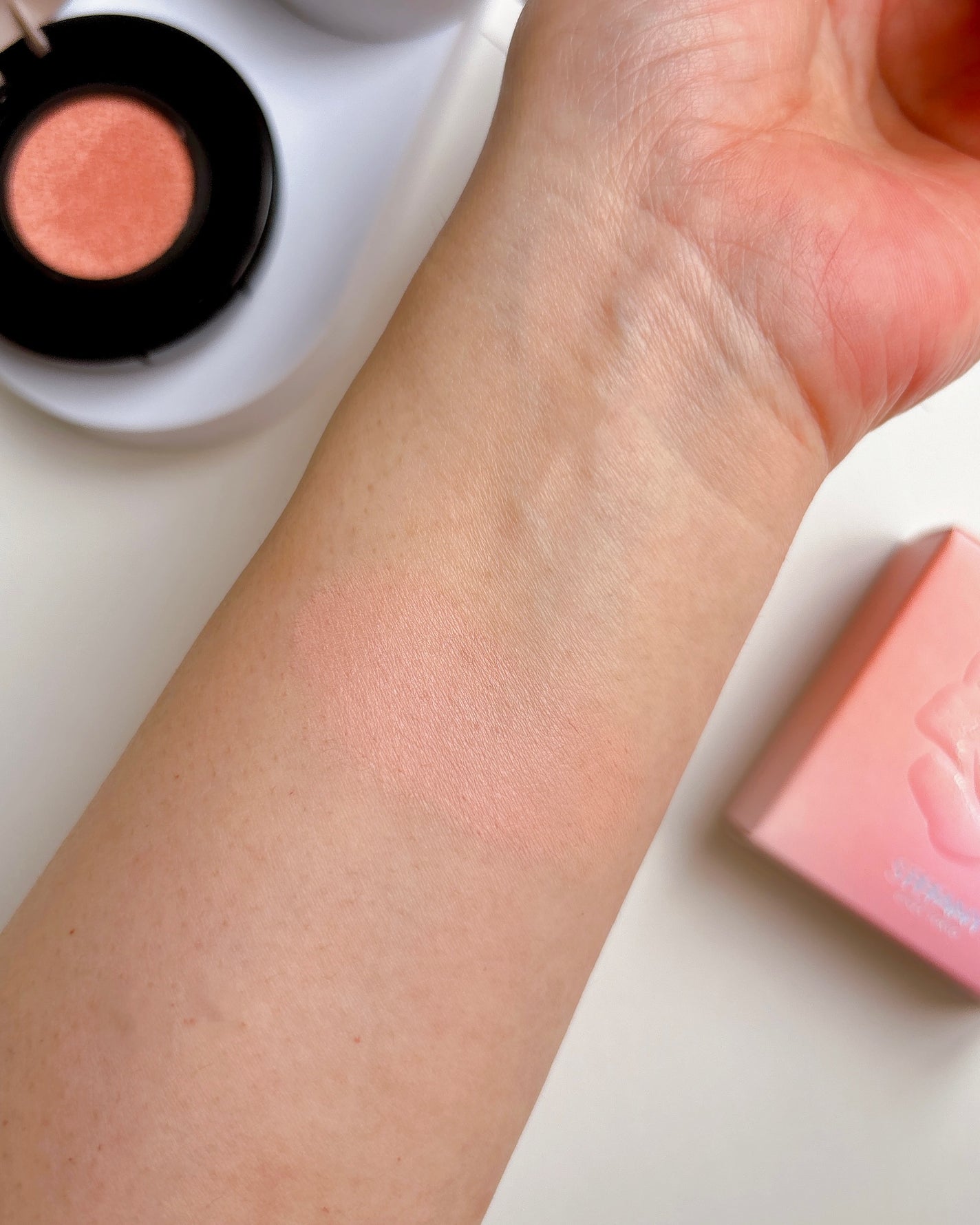 ステファニーピュアカラークッションチーク/ステファニー/リキッドチークを使ったクチコミ(4枚目)