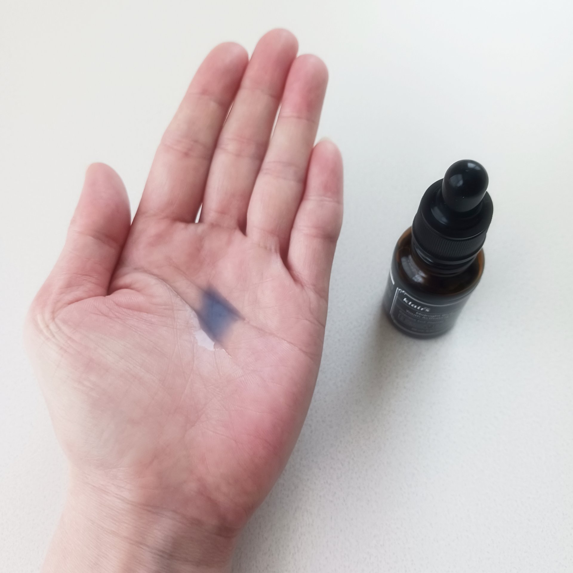 ミッドナイトブルーユースアクティベーティングドロップ(20ml)/Klairs/美容液を使ったクチコミ（3枚目）