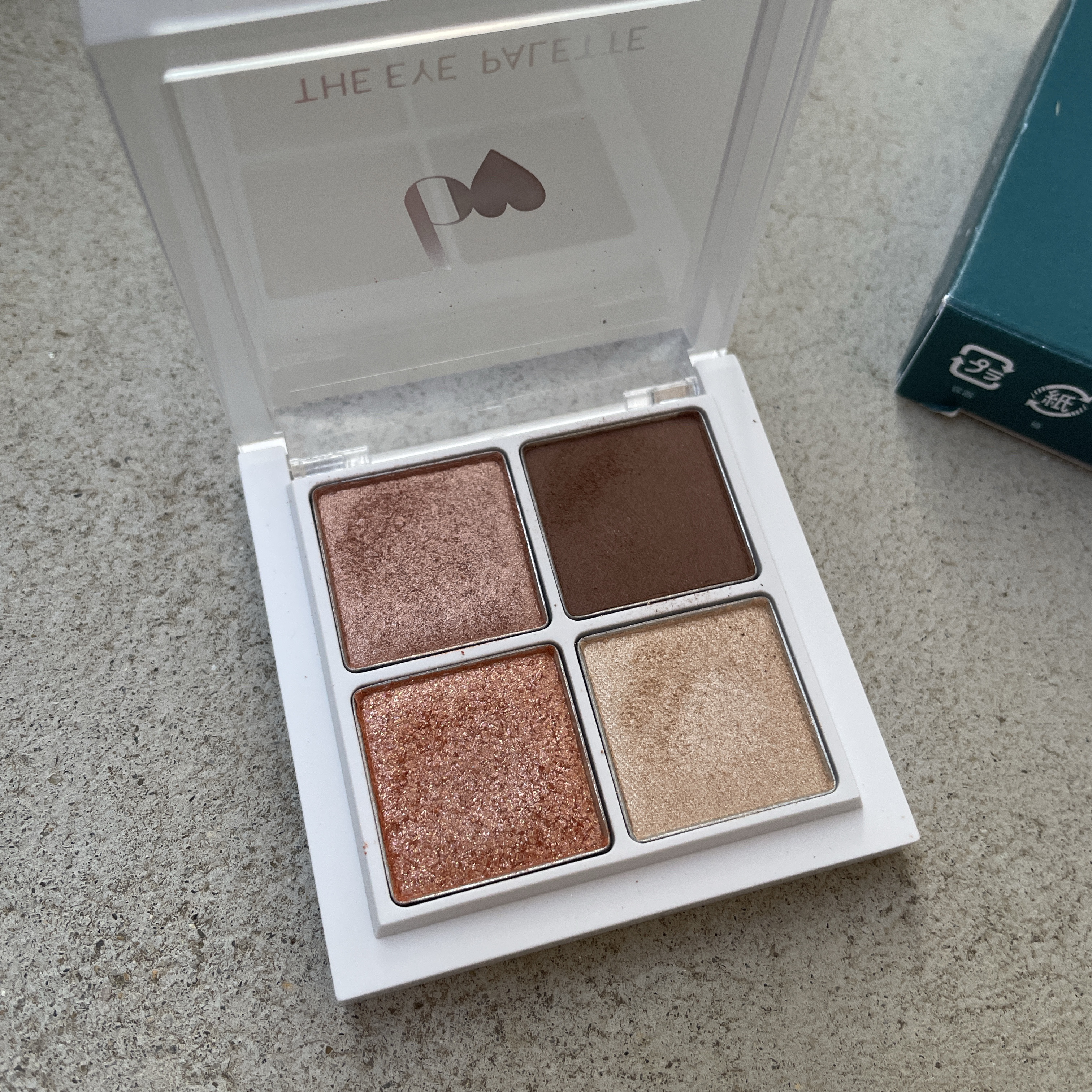 THE アイパレR/b idol/アイシャドウパレットを使ったクチコミ（2枚目）