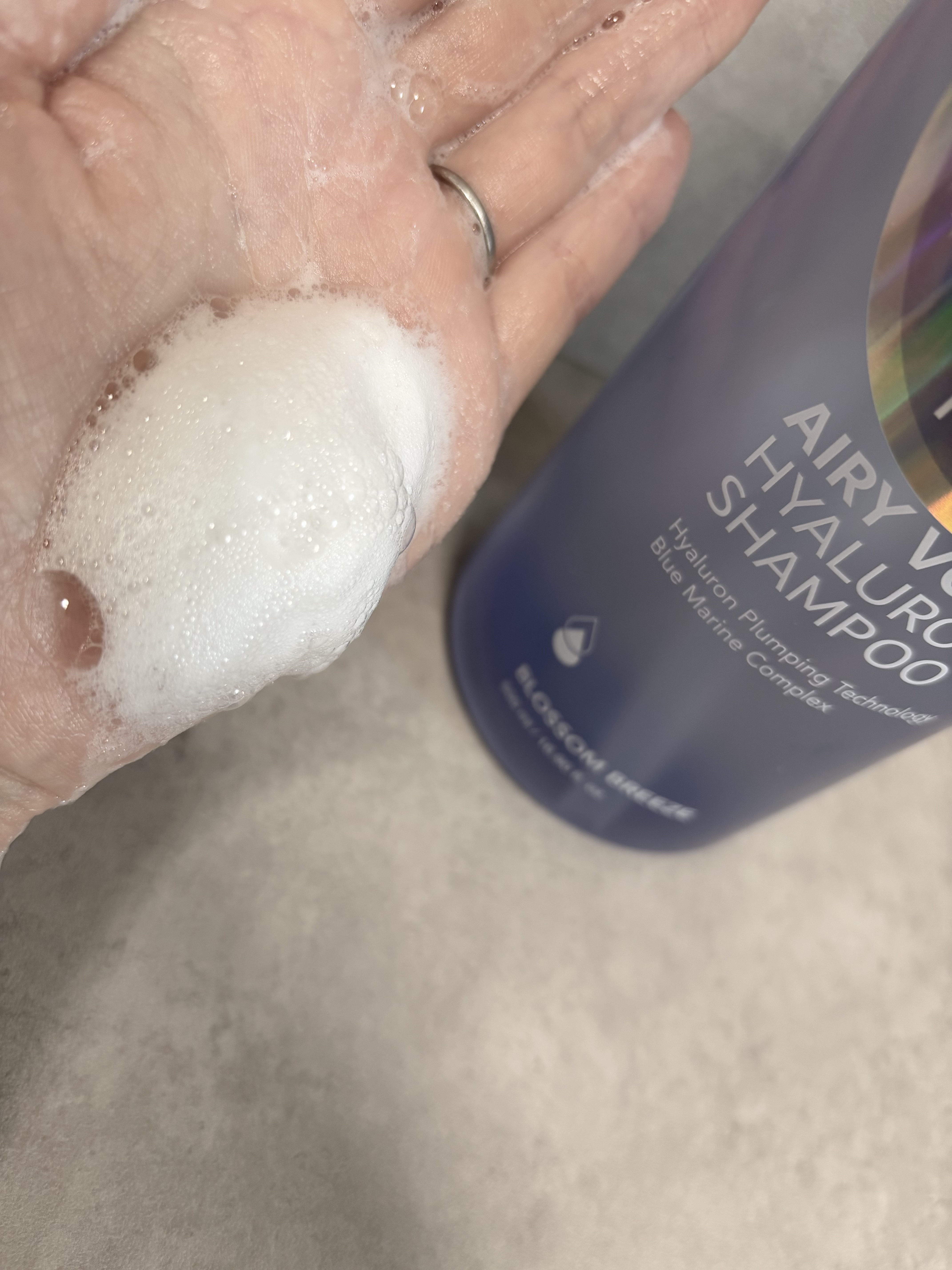 クンダル  エアリーボリュームヒアルロンシャンプー/トリートメント/KUNDAL/市販シャンプーを使ったクチコミ（3枚目）