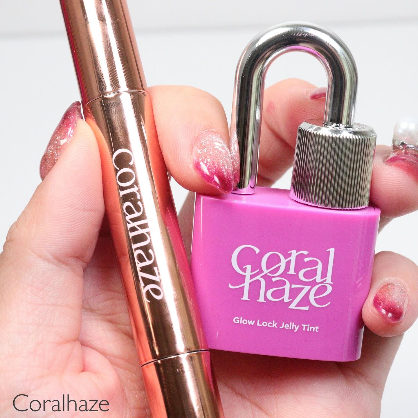 ボリューマイジングフォンデュリップ W02 エンチャント/Coralhaze/口紅を使ったクチコミ（2枚目）