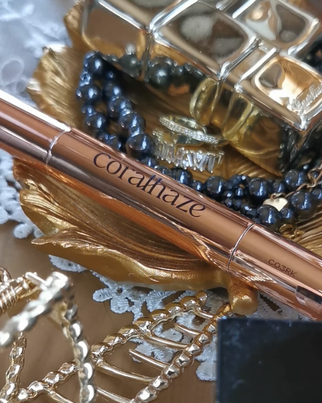 ボリューマイジングフォンデュリップ B02 インヒビット/Coralhaze/口紅を使ったクチコミ（1枚目）