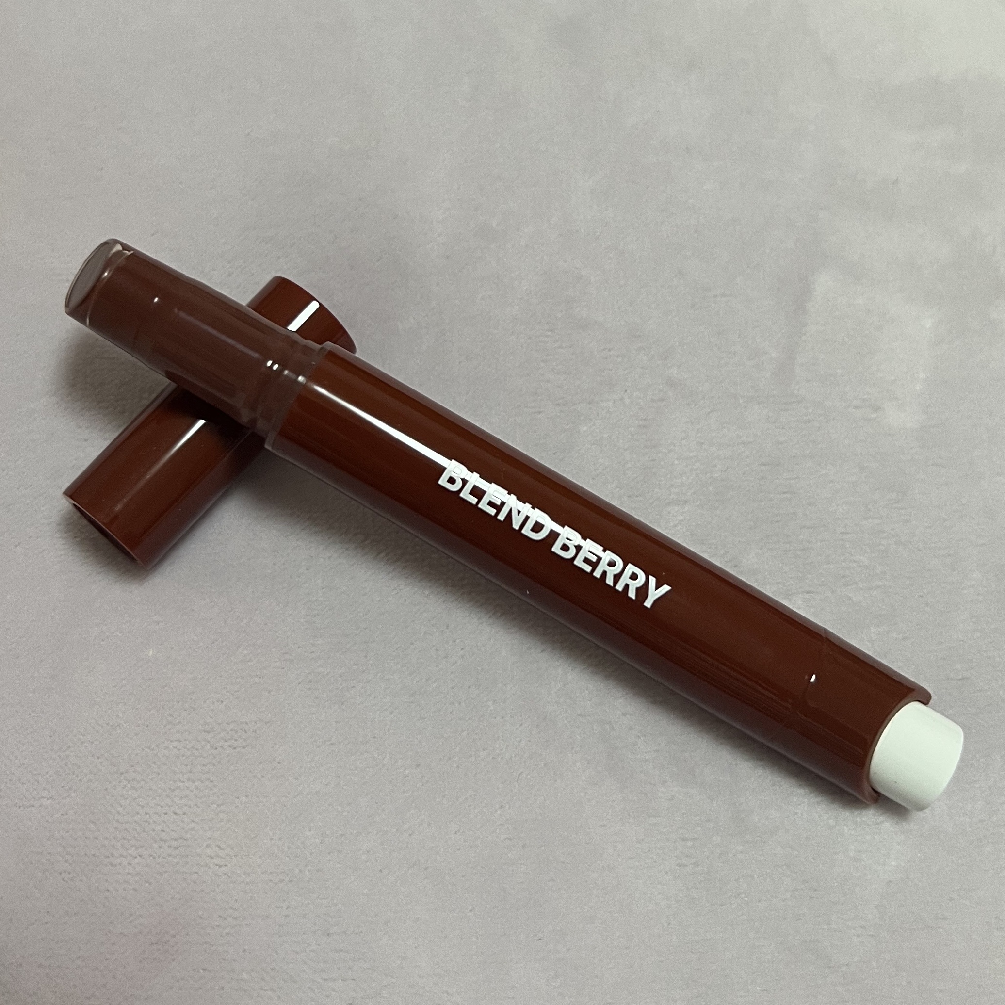 ブレンドベリー リップバルーン 007 恋せよチョコブラウン/BLEND BERRY/口紅を使ったクチコミ（1枚目）