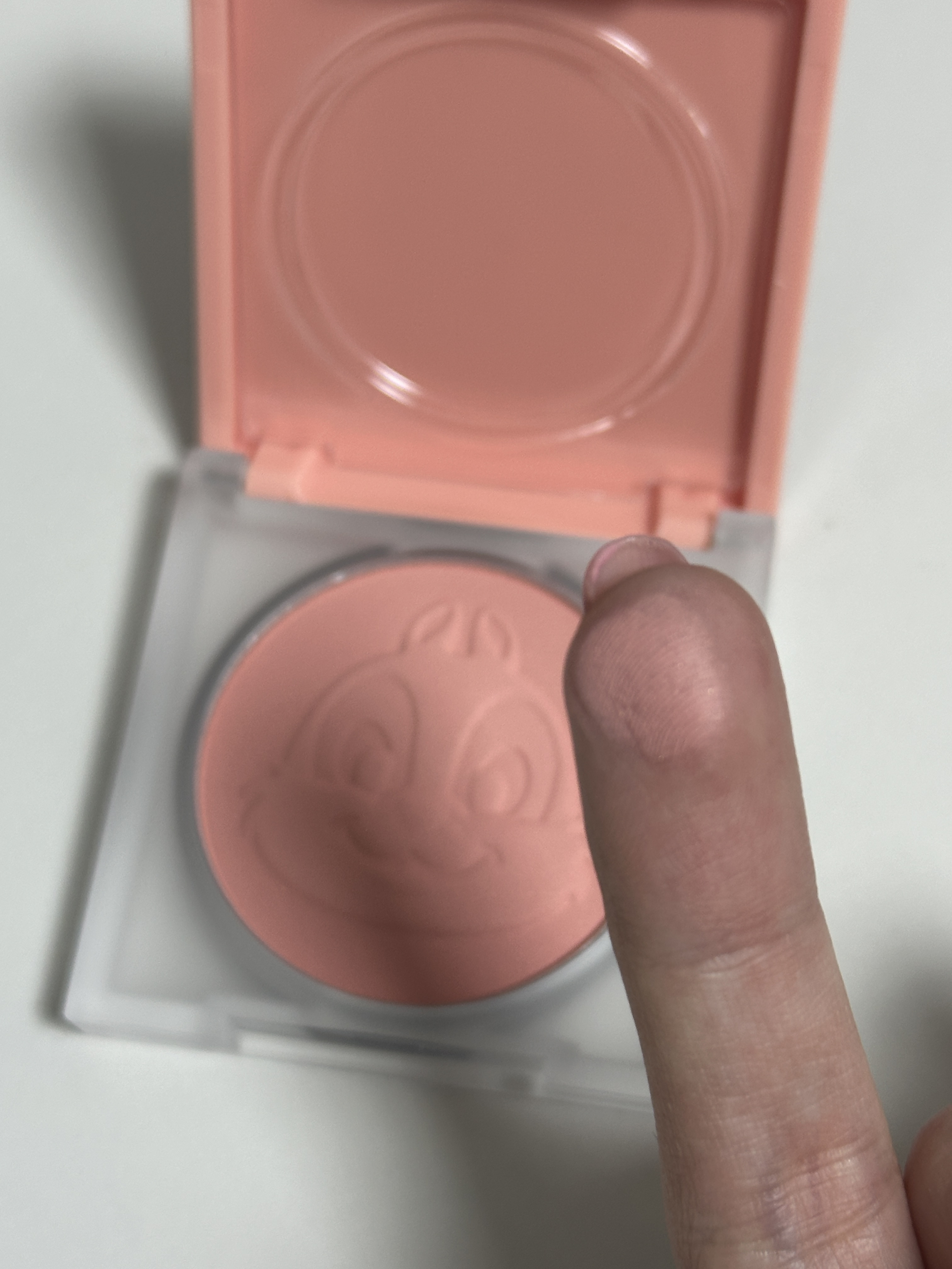 ブラリーチーク(ディズニーエディション)/espoir/チークを使ったクチコミ（3枚目）