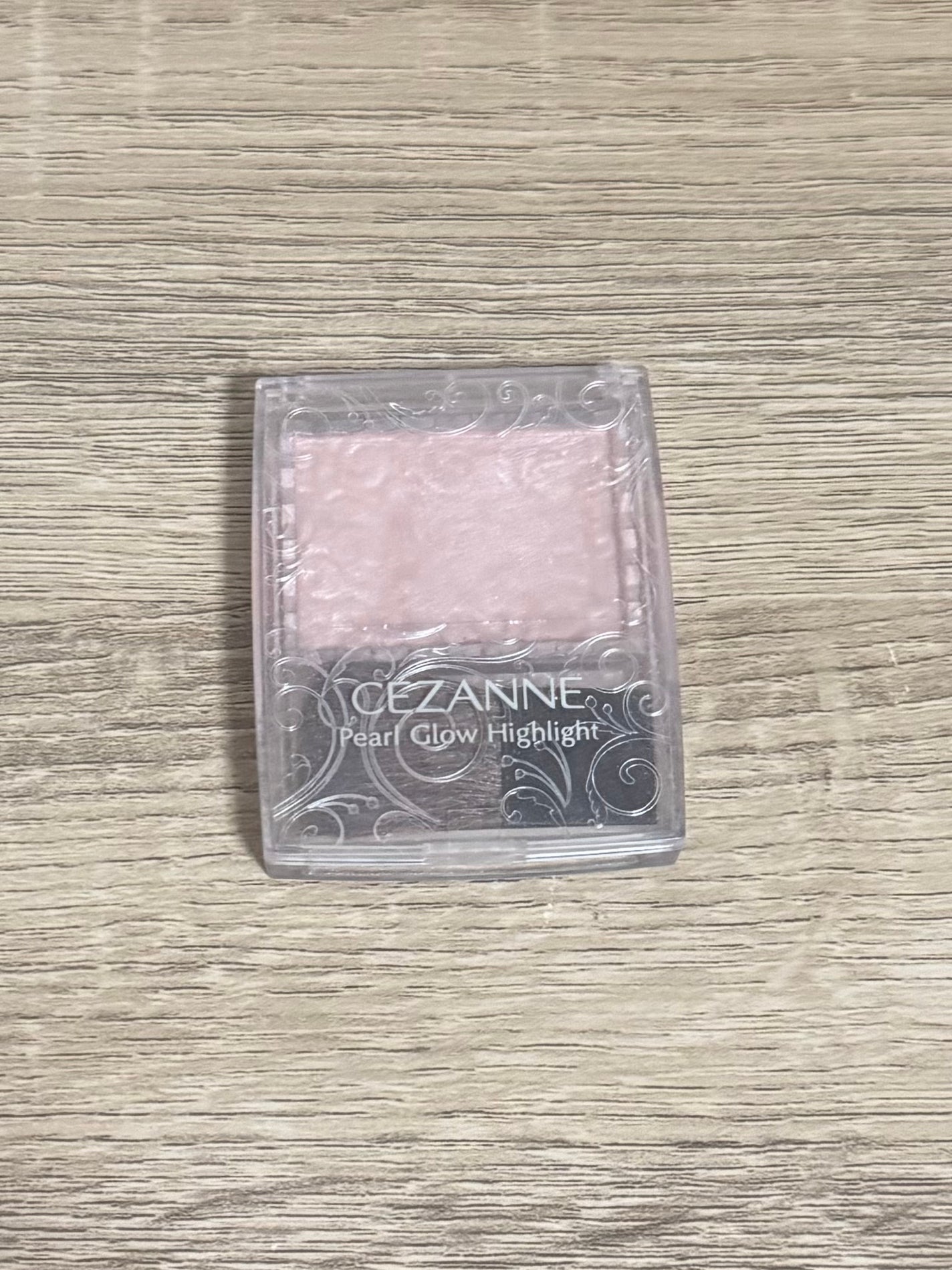 パールグロウハイライト/CEZANNE/パウダーハイライトを使ったクチコミ(1枚目)