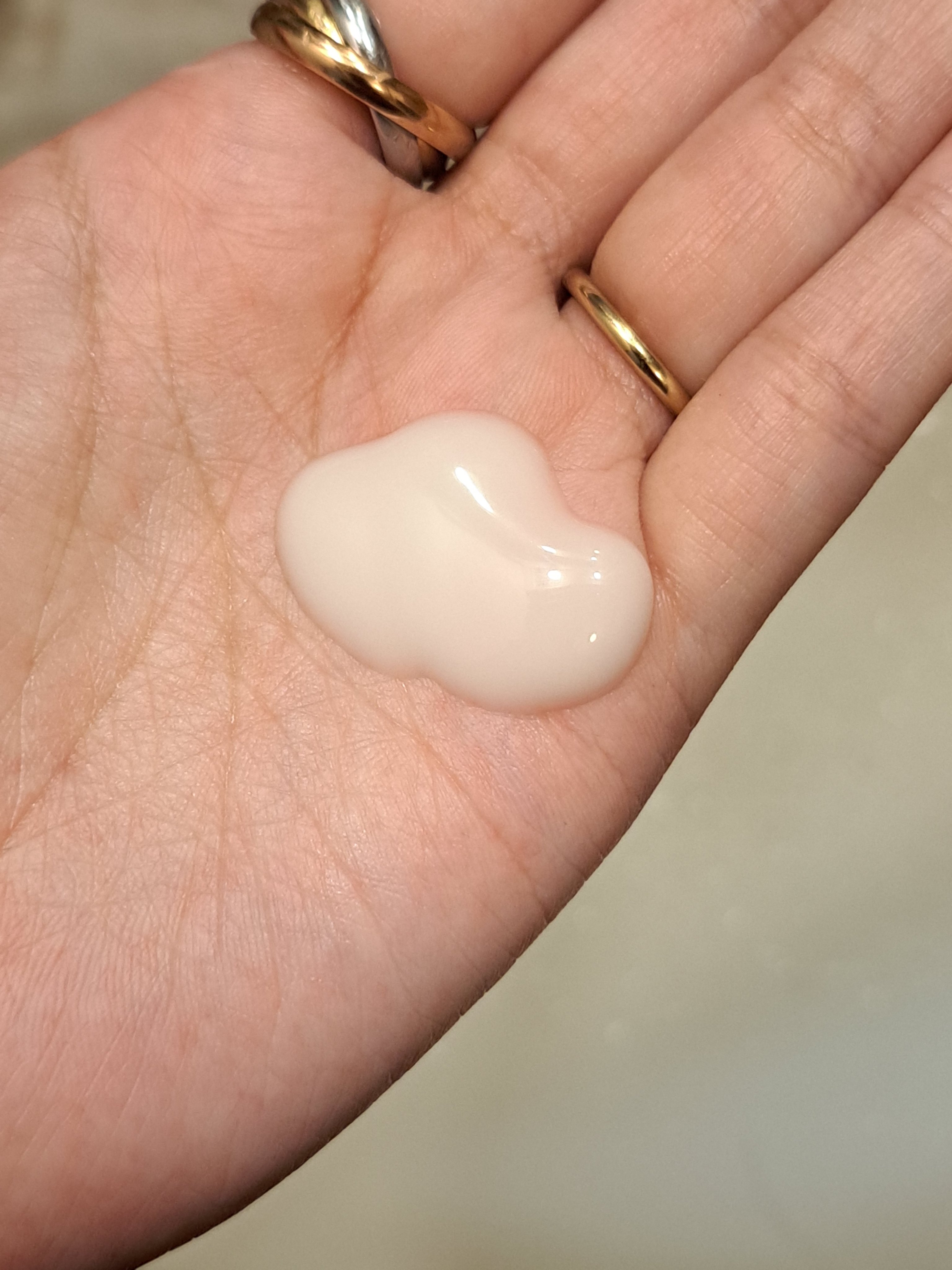 薬用雪肌精 ブライトニング エマルジョン 本体 140ml/雪肌精/乳液を使ったクチコミ（2枚目）