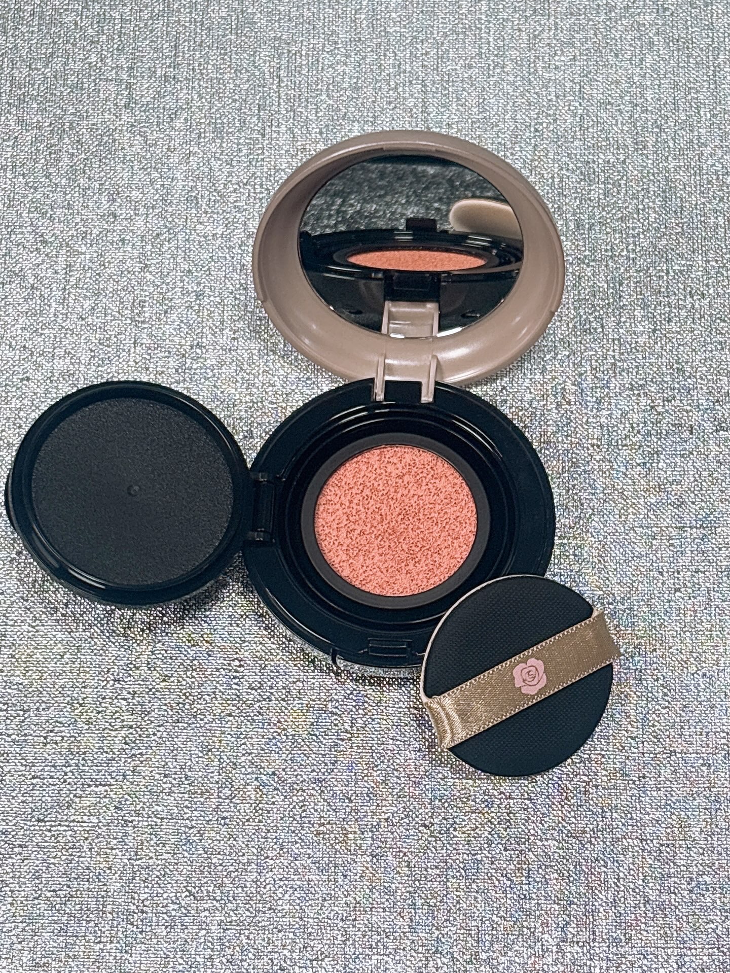 ステファニーピュアカラークッションチーク/ステファニー/リキッドチークを使ったクチコミ（3枚目）