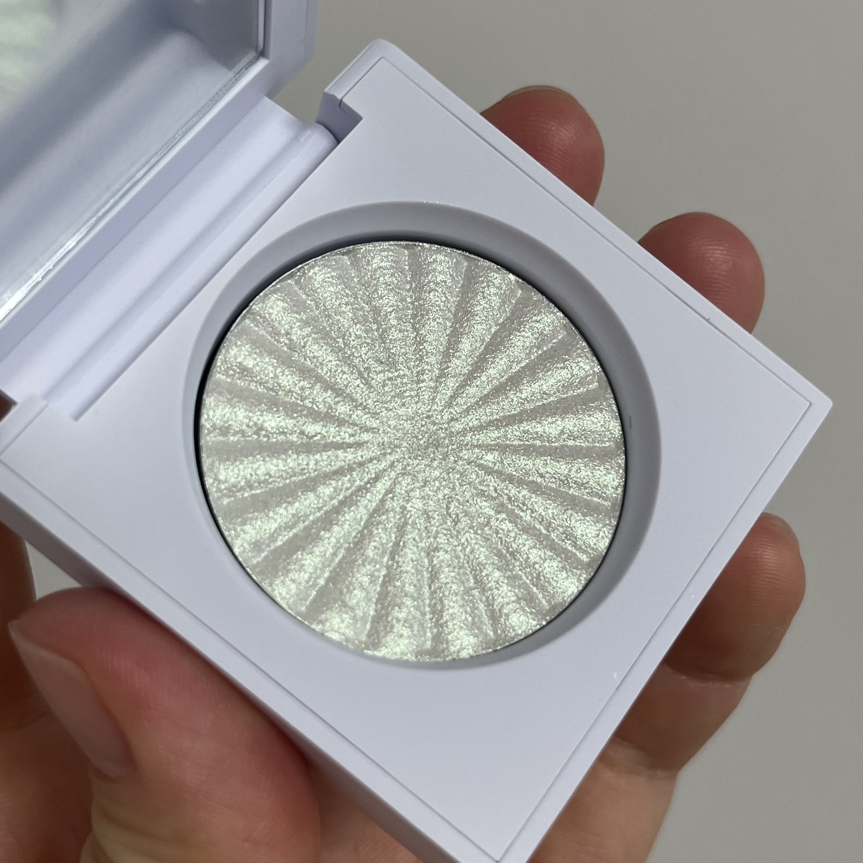 OFRA mini Highlighter/Ofra Cosmetics/パウダーハイライトを使ったクチコミ（1枚目）