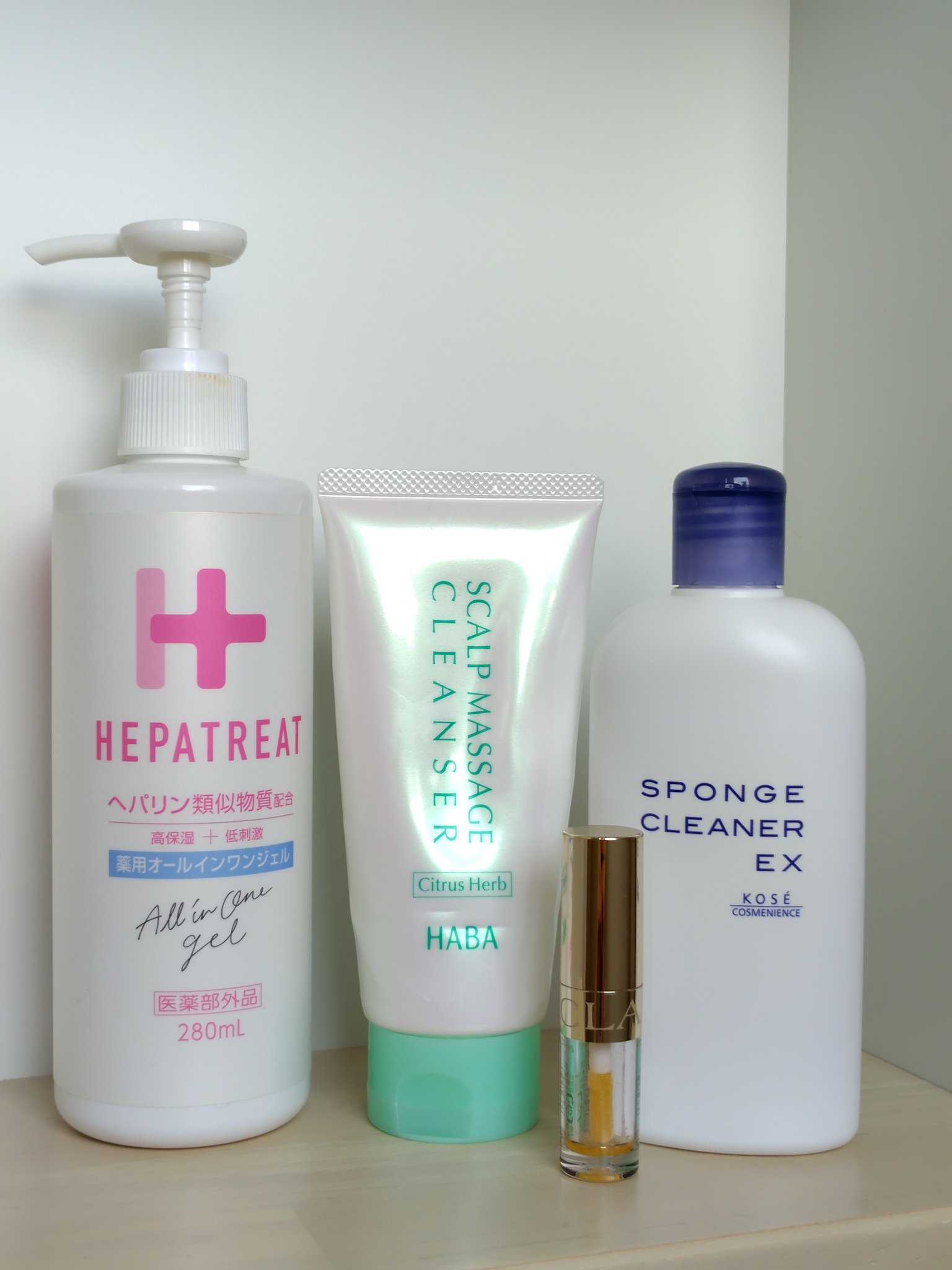 #使い切り
#ゼトックスタイル ヘパトリート 薬用オールインワンジェル
いつ、何のきっかけで購入したんだろう…思い出せない。
年に数回やってくる、究極に何もしたくない日に使ったり、ジェルパックしたり、ボディクリーム代わりにしたり。
乾燥しな