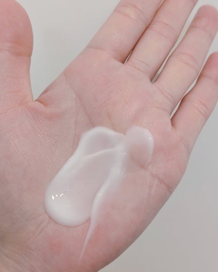 hana❁⃘*.゚フォロバ(コスメ投稿ある方◎) on LIPS 「ボタニエンスリペアヘアミルク/ボタニエンスブースターヘアミスト..」(4枚目)