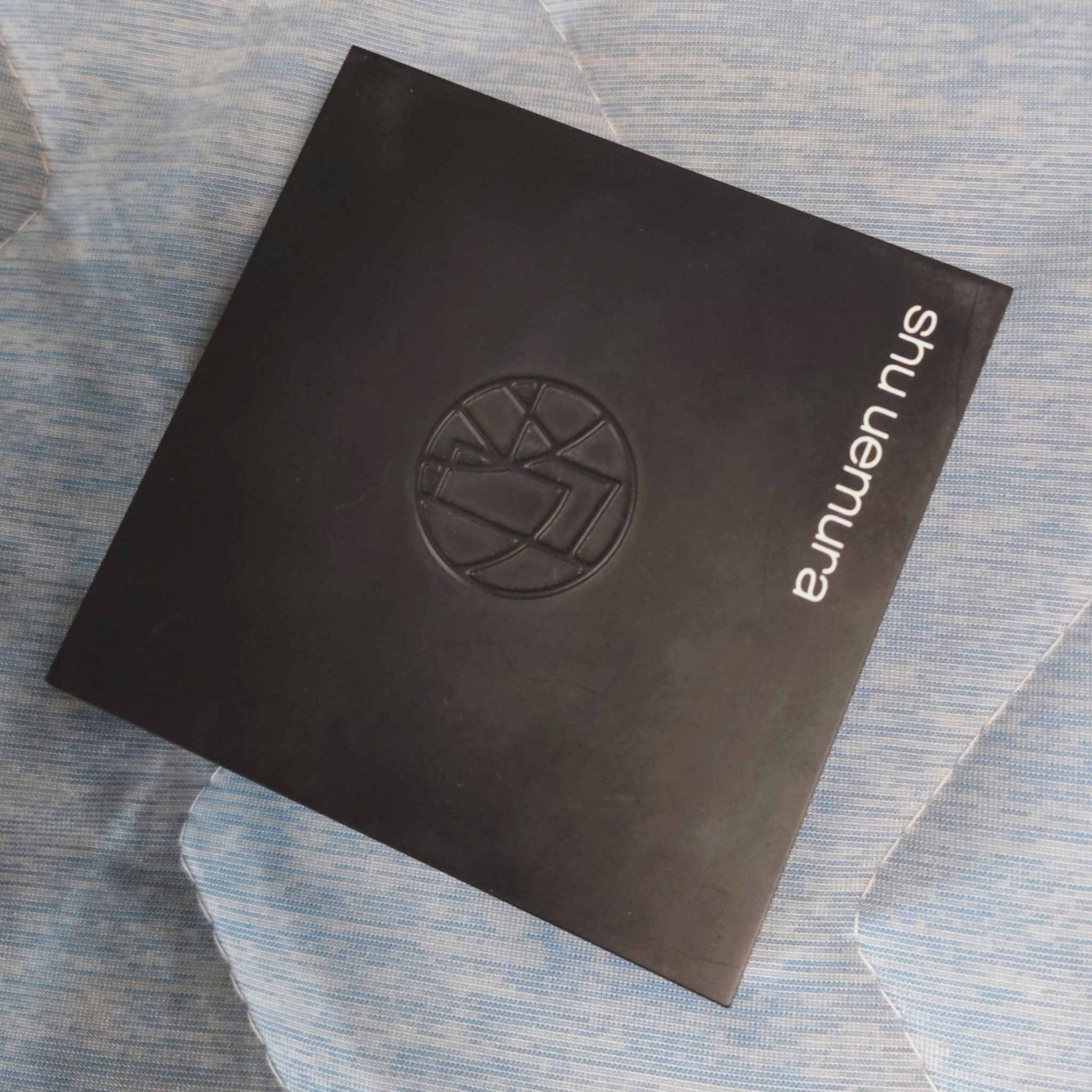 アンリミテッド インビジブル パウダー/shu uemura/プレストパウダーを使ったクチコミ（2枚目）