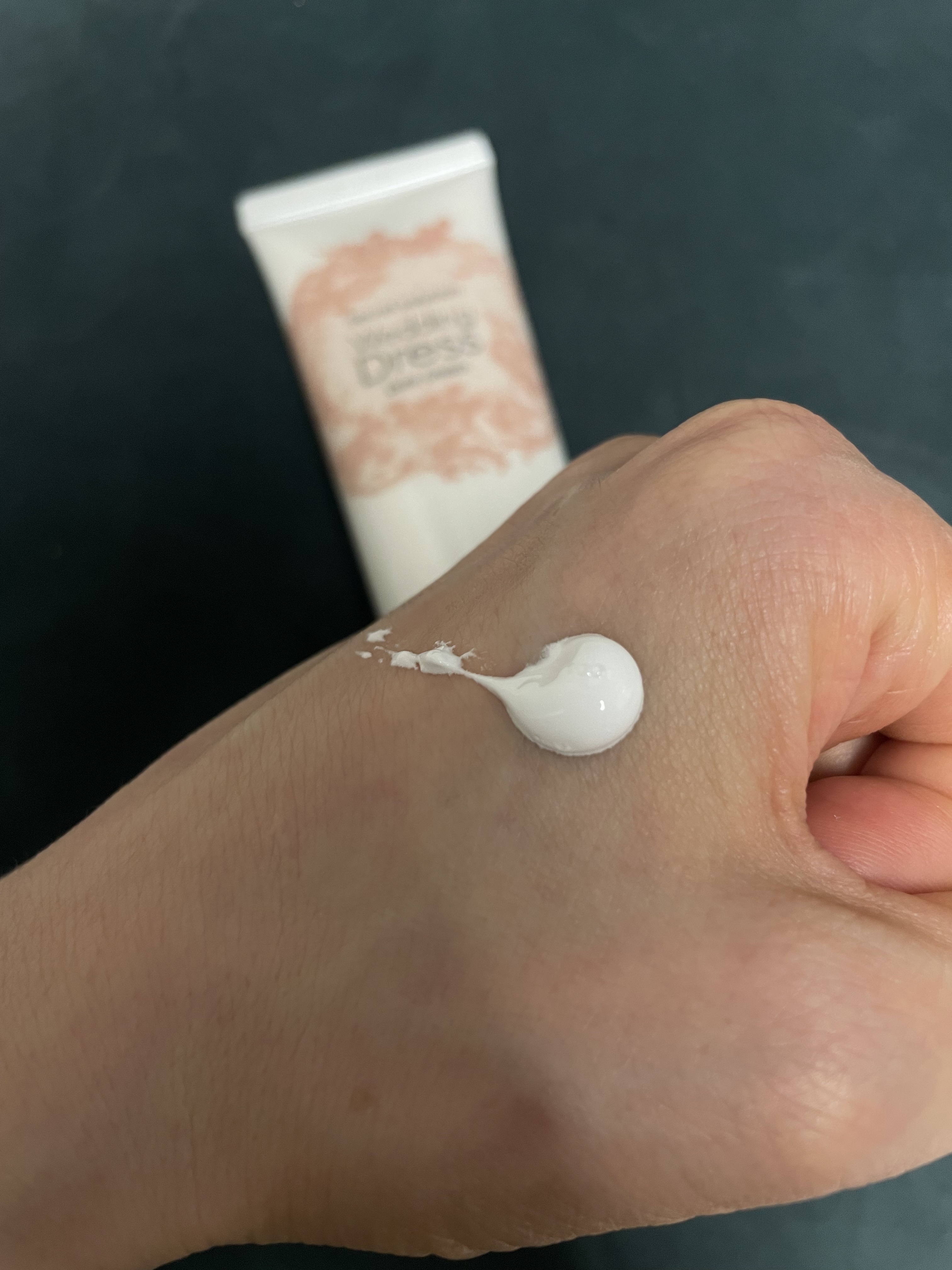 シークレットソルーションウェディングドレスピュアクリーム/It's skin/フェイスクリームを使ったクチコミ（2枚目）