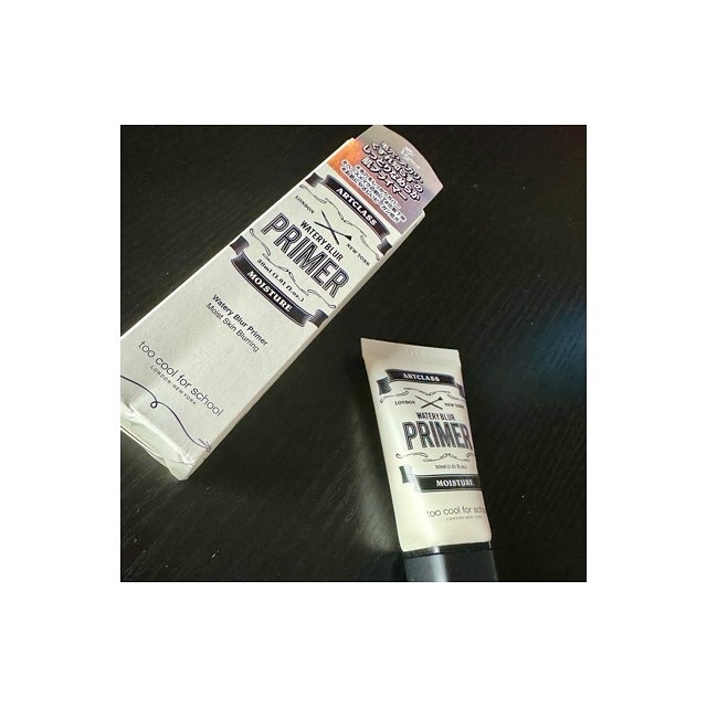 しっとり&なめらかウォータリーブラープライマー/too cool for school/化粧下地を使ったクチコミ（1枚目）