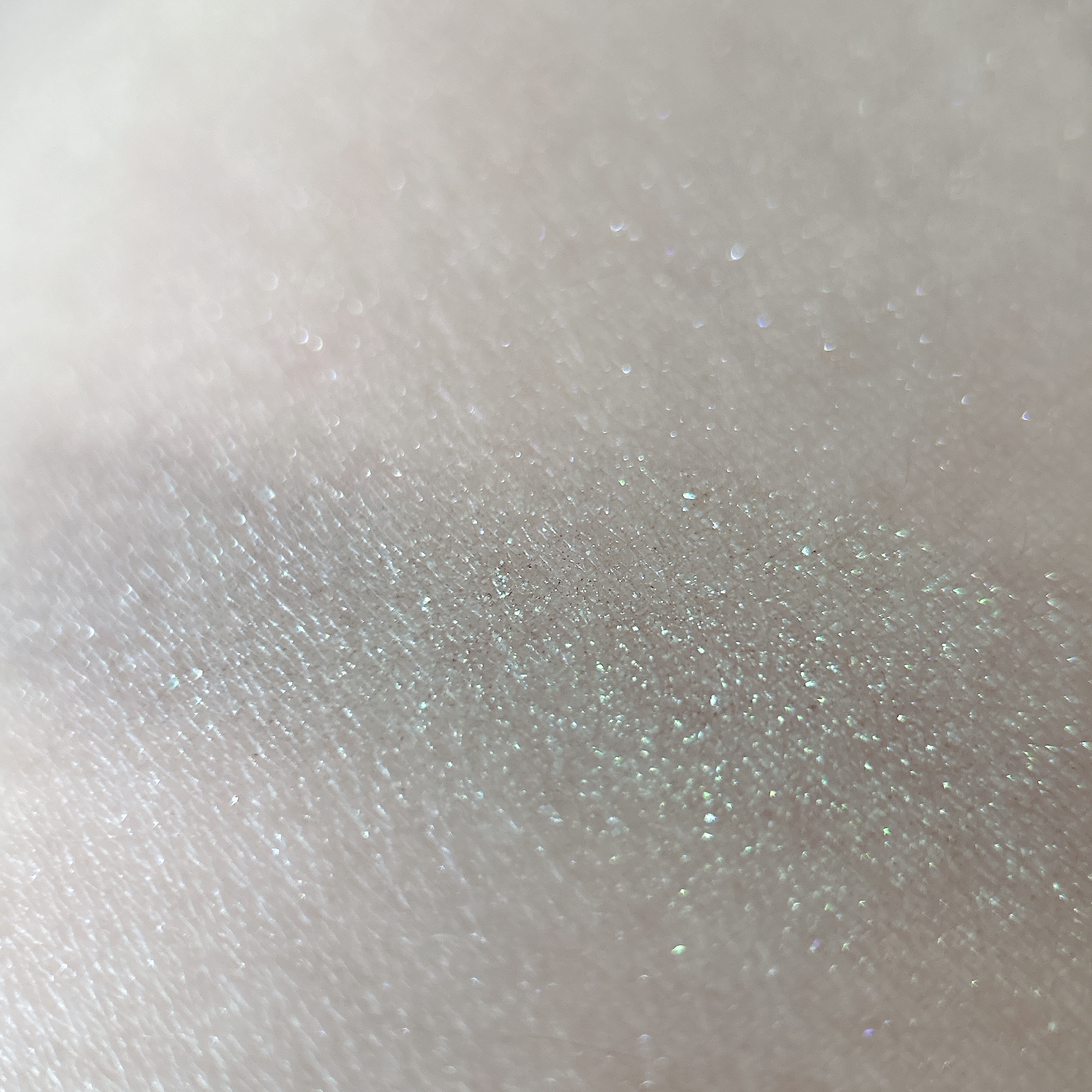 UNMIX アイリッドニュアンスのクチコミ「UNMIXアイリッドニュアンス
16 グリーンベルベット ¥2,860

アイリッドニュアンス.....」（2枚目）