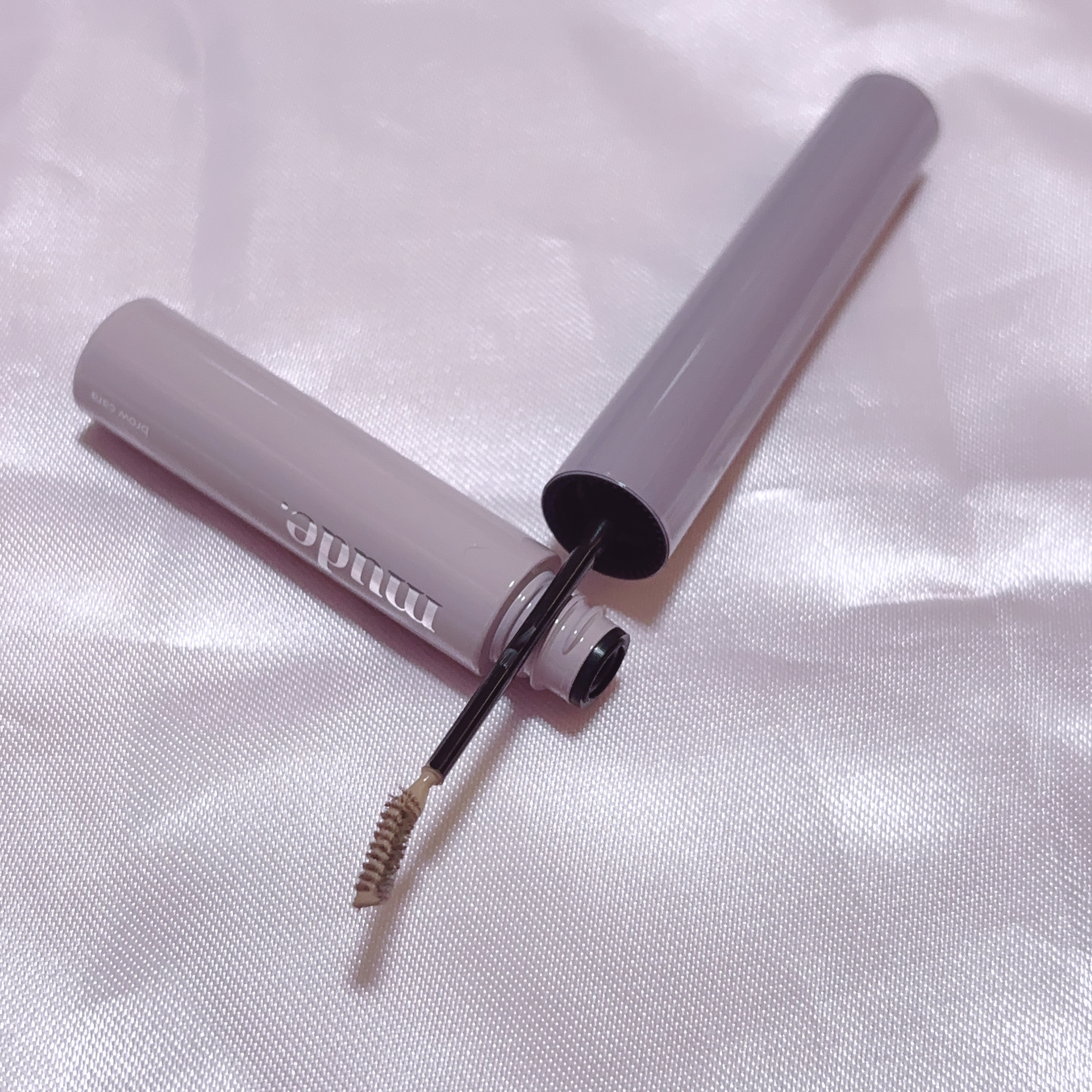 インスパイアスキニーブロウカラ/mude/眉マスカラを使ったクチコミ（2枚目）