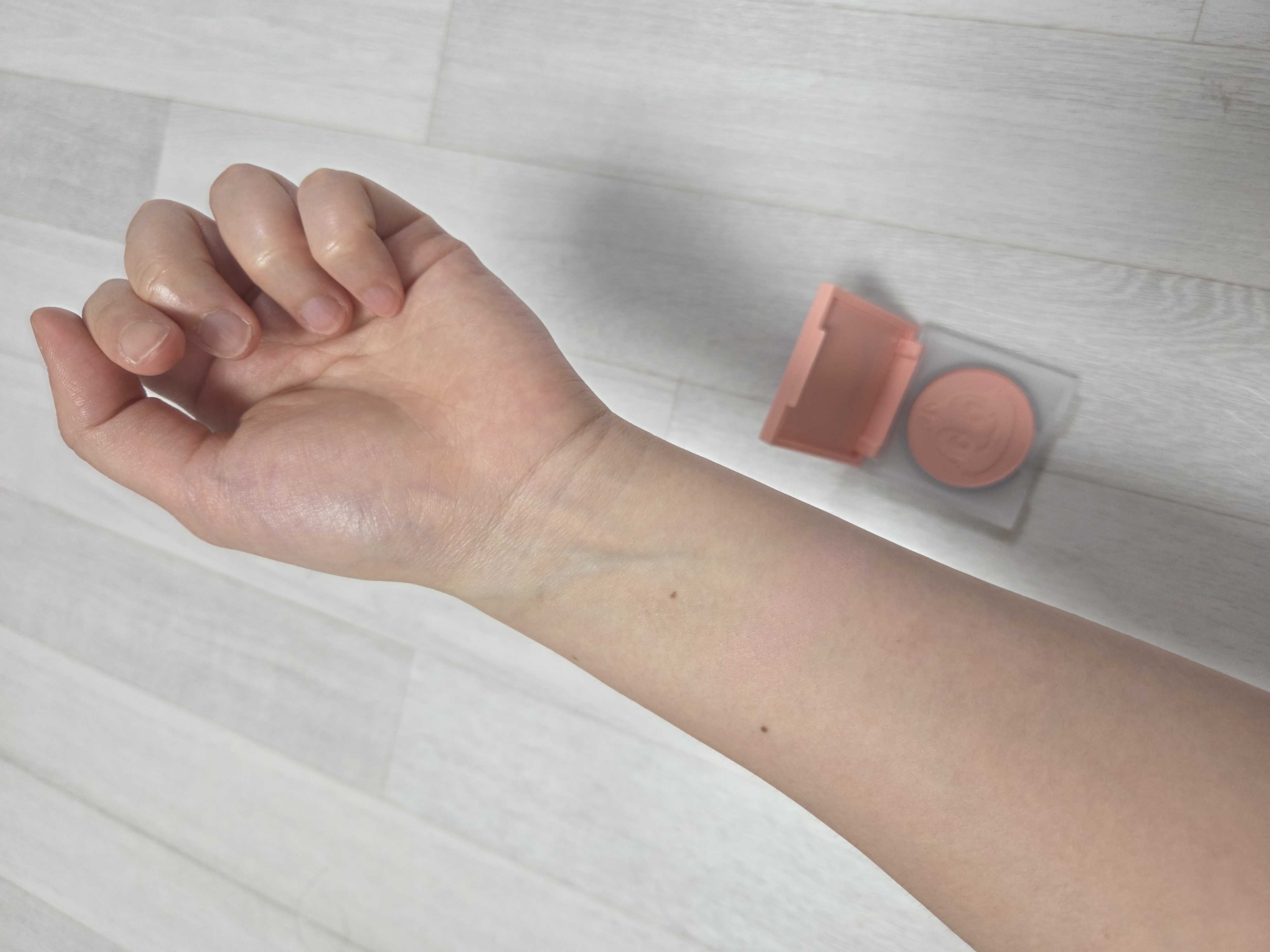 ブラリーチーク(ディズニーエディション) 02 ウエービーコーラル/espoir/チークを使ったクチコミ（1枚目）