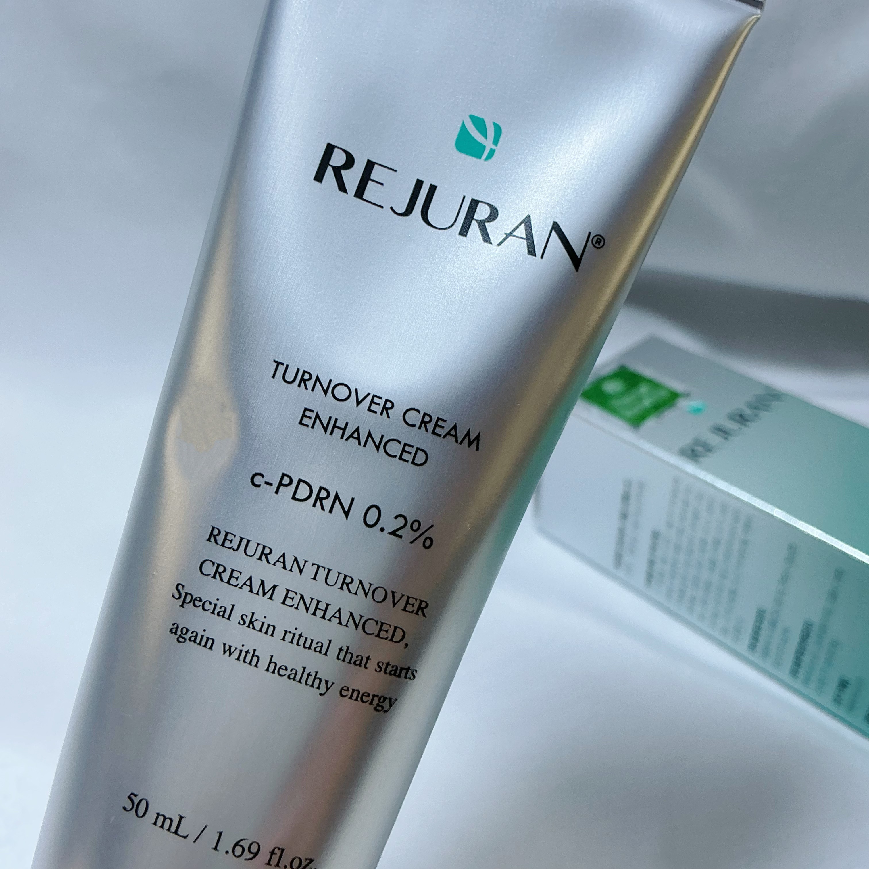 REJURAN ターンオーバークリームエンハンスト/REJURAN COSMETICS/フェイスクリームを使ったクチコミ（2枚目）