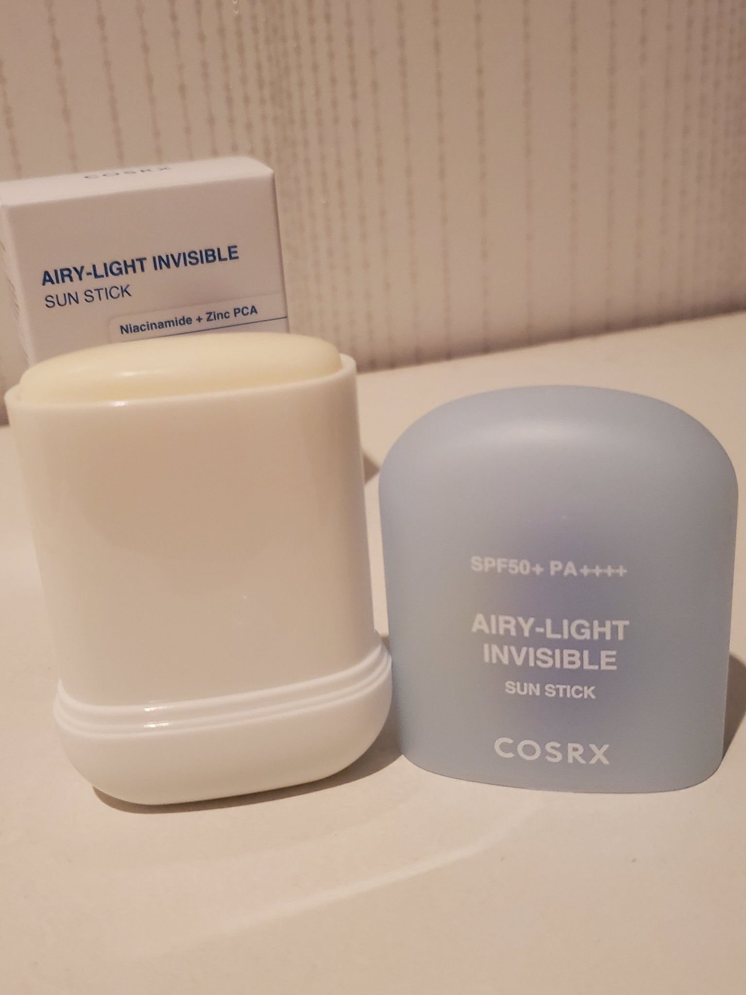 エアリーライト 透明UVスティック/COSRX/日焼け止めスティックを使ったクチコミ（3枚目）