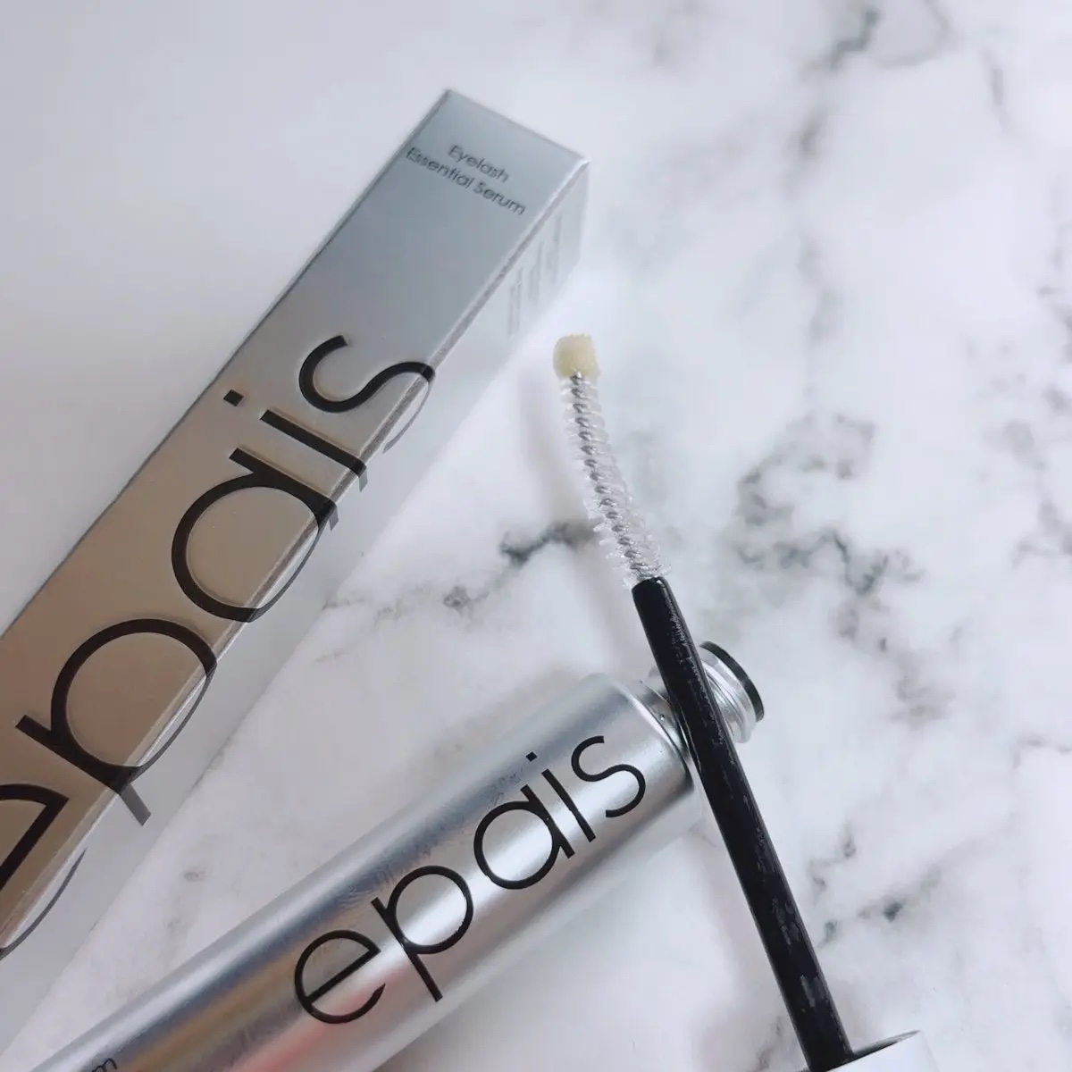 アイラッシュエッセンシャルセラム/epais/まつげ美容液を使ったクチコミ（3枚目）