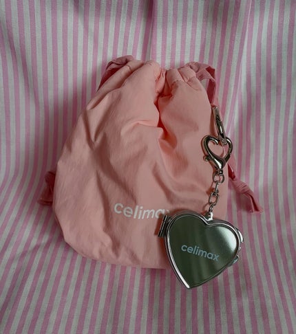 OIL CONTROL MATTIFYING SUN STICK/celimax/日焼け止めスティックを使ったクチコミ(6枚目)