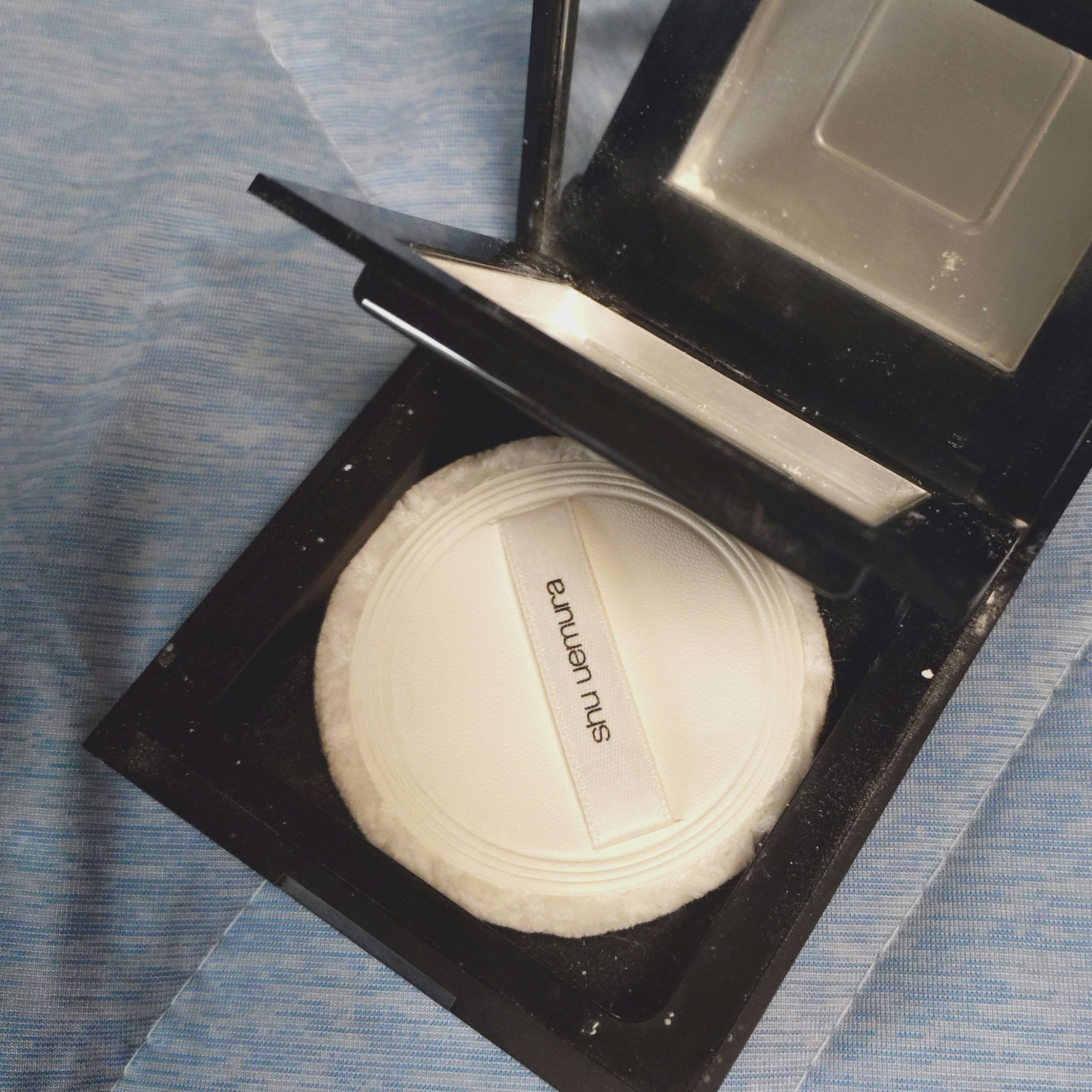 アンリミテッド インビジブル パウダー/shu uemura/プレストパウダーを使ったクチコミ（3枚目）