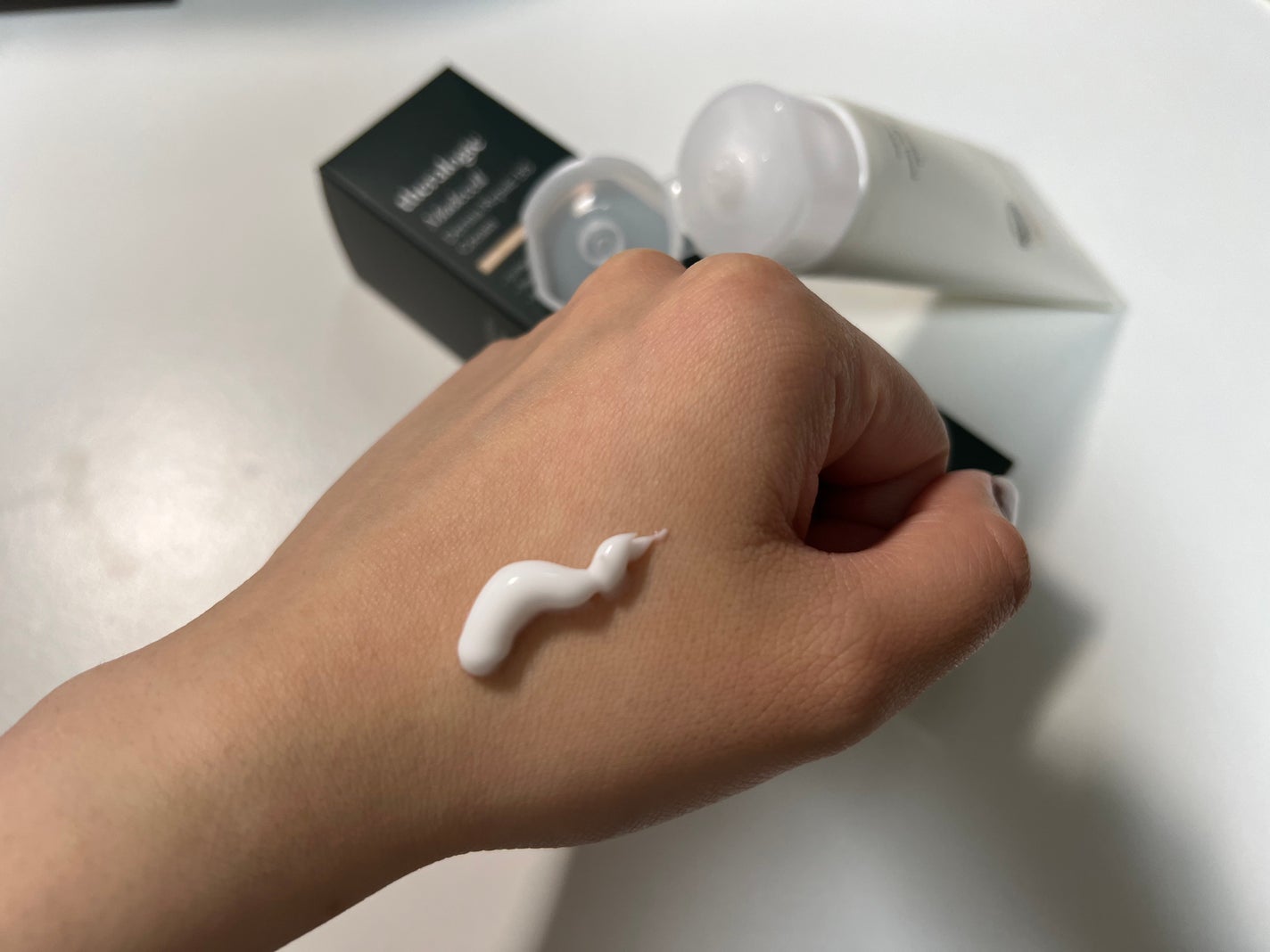 NI【韓国コスメオタク】 on LIPS 「⌇theralogic︎▶︎マデセルダーマリペアB5トナー︎\..」(5枚目)