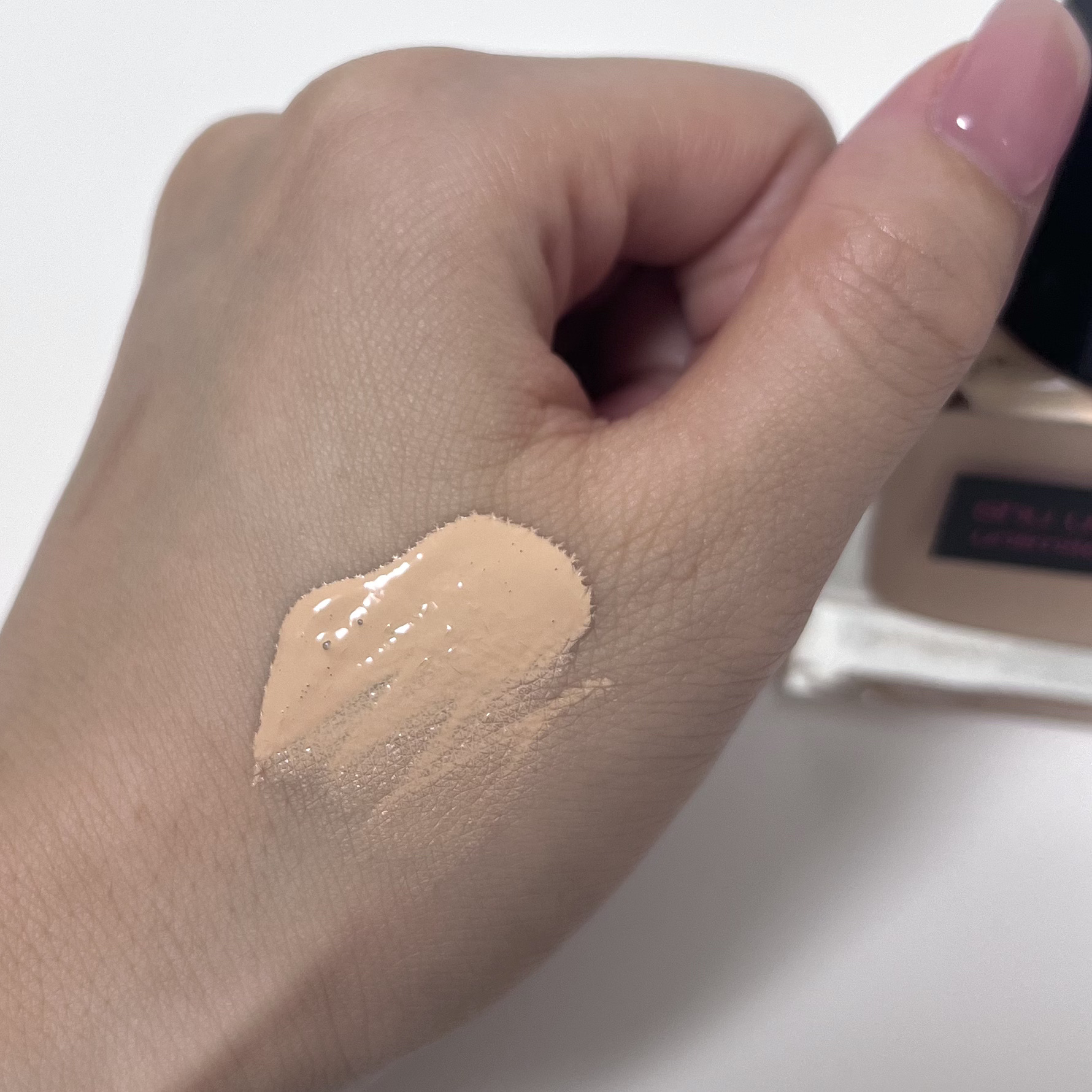 アンリミテッド ケア ツヤ セラム ファンデーション/shu uemura/リキッドファンデーションを使ったクチコミ（3枚目）