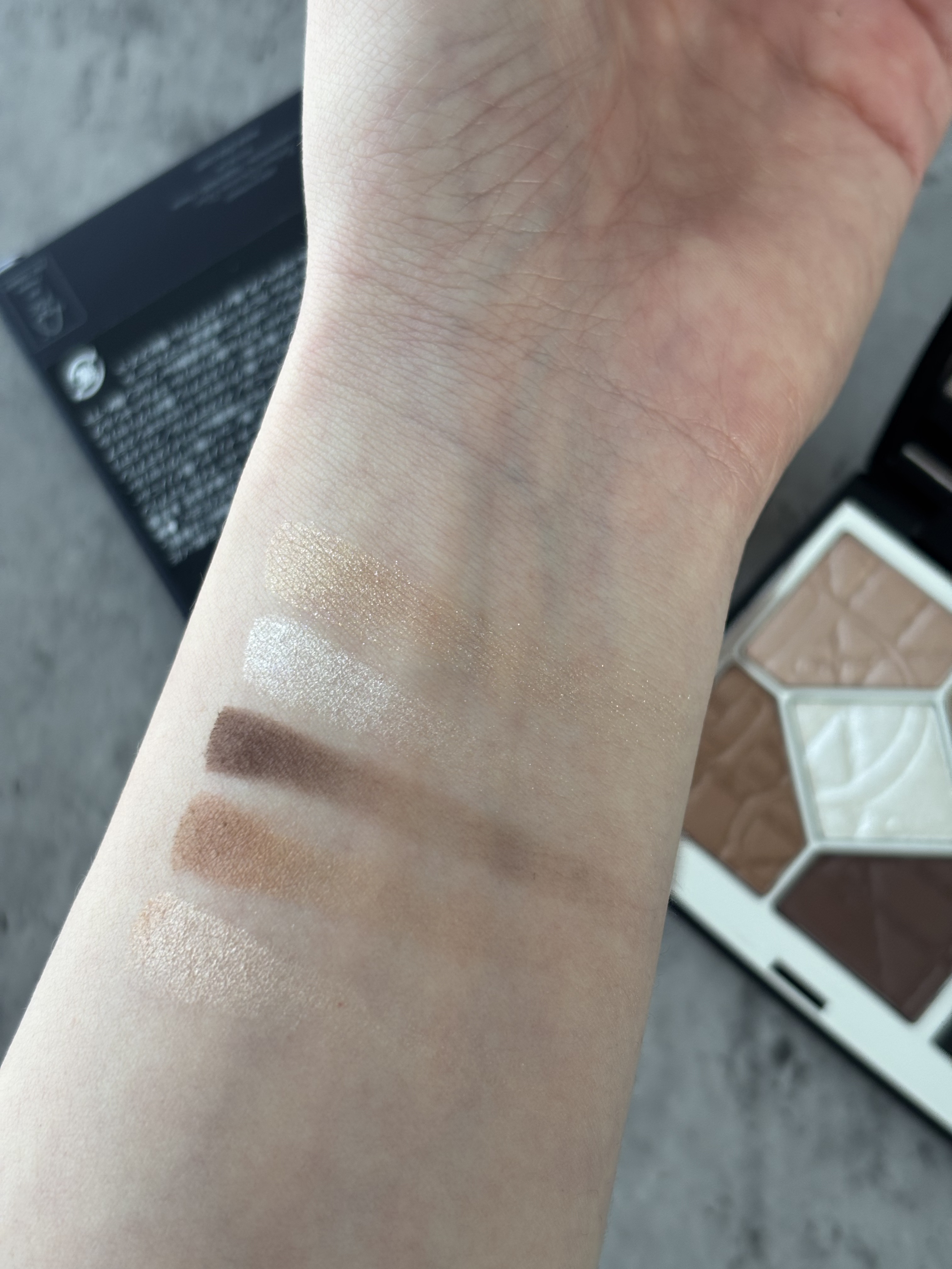【旧】ディオールショウ サンク クルール（限定品）/Dior/アイシャドウを使ったクチコミ（2枚目）