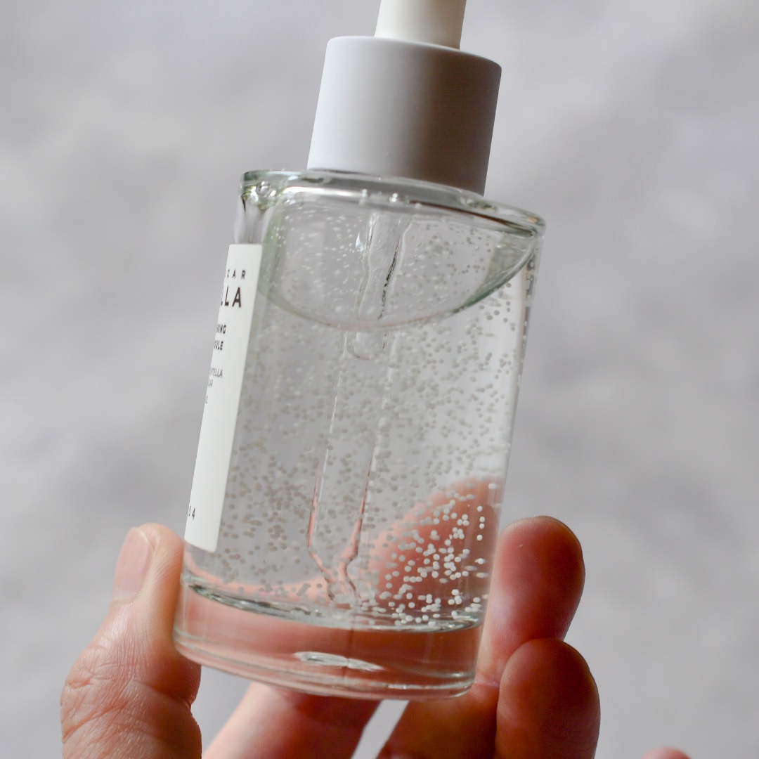 トーンブライトニング カプセルアンプル/SKIN1004/美容液を使ったクチコミ（2枚目）