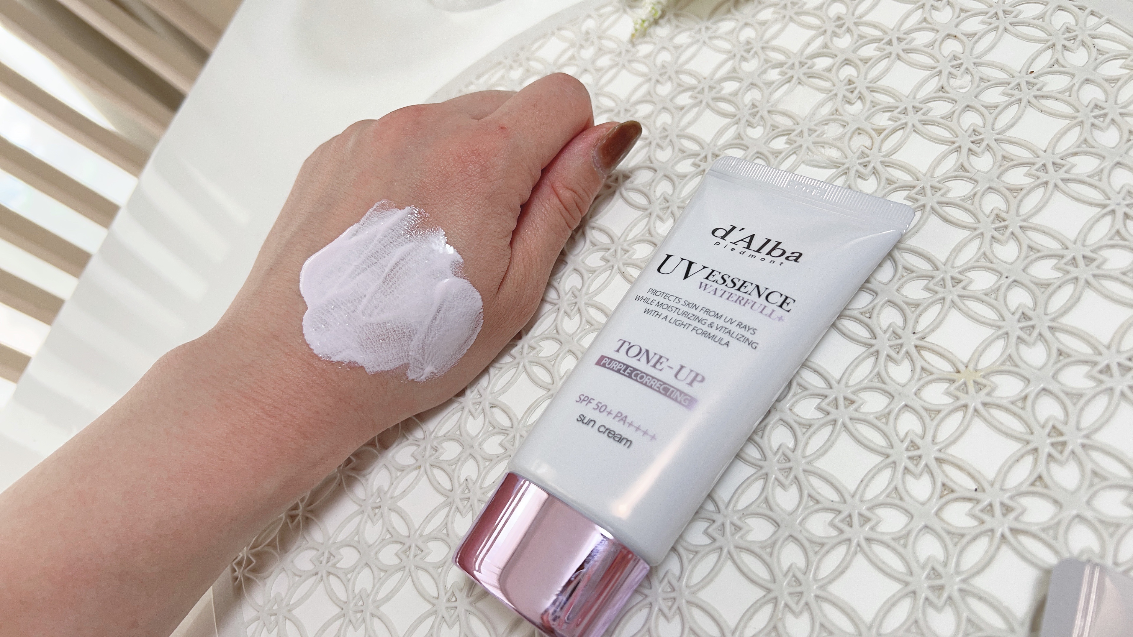 ダルバ ウォータフル トーンアップ サンクリーム(パープル)/ダルバ/日焼け止めクリームを使ったクチコミ（2枚目）
