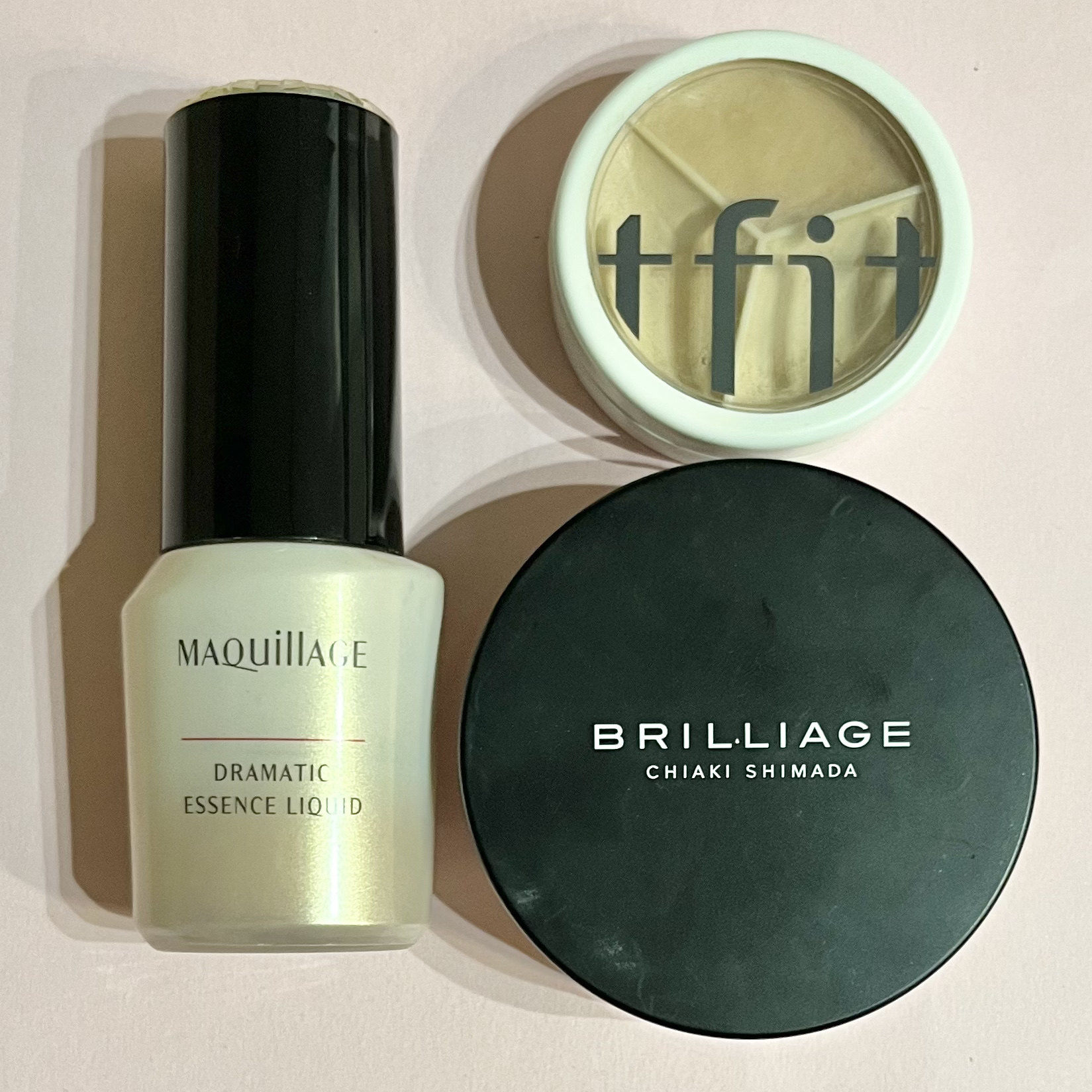 ドラマティックエッセンスリキッド/マキアージュ/リキッドファンデーションを使ったクチコミ（2枚目）